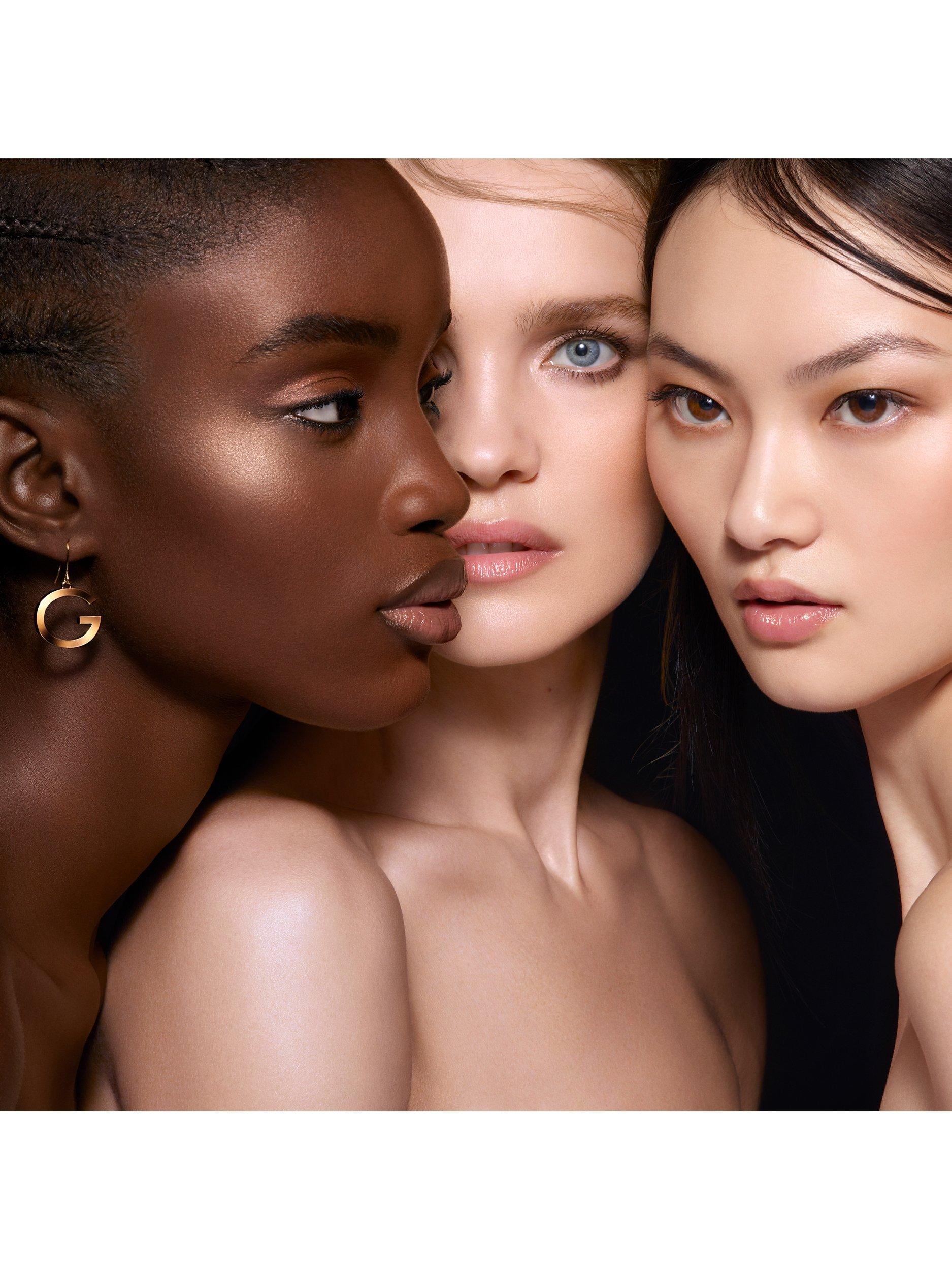 Product image 7 of 8, which shows Guerlain Parure Gold Skin Matte Foundation, 5N Neutral