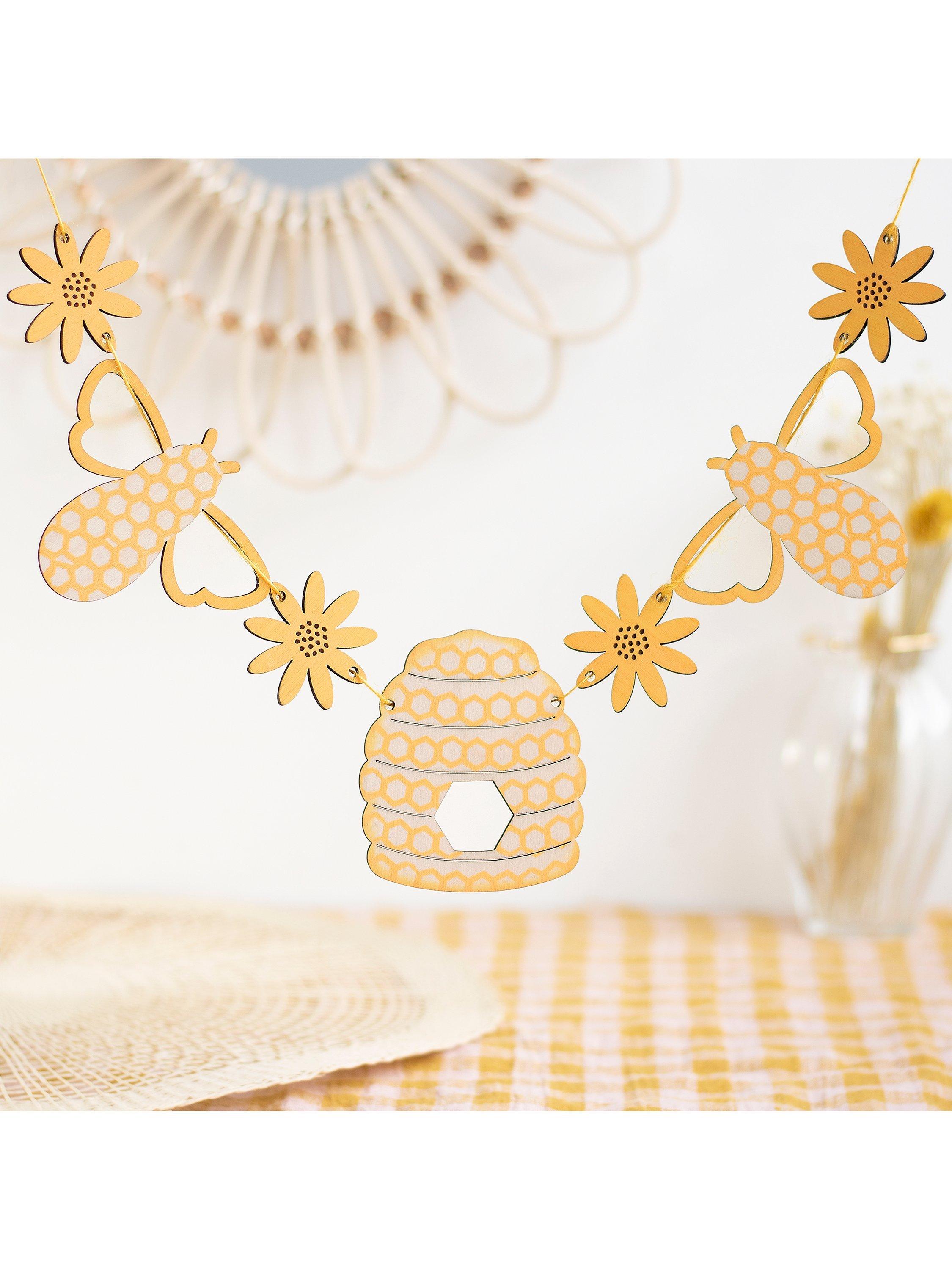 Artcuts Bee Garland Wood Craft Kit