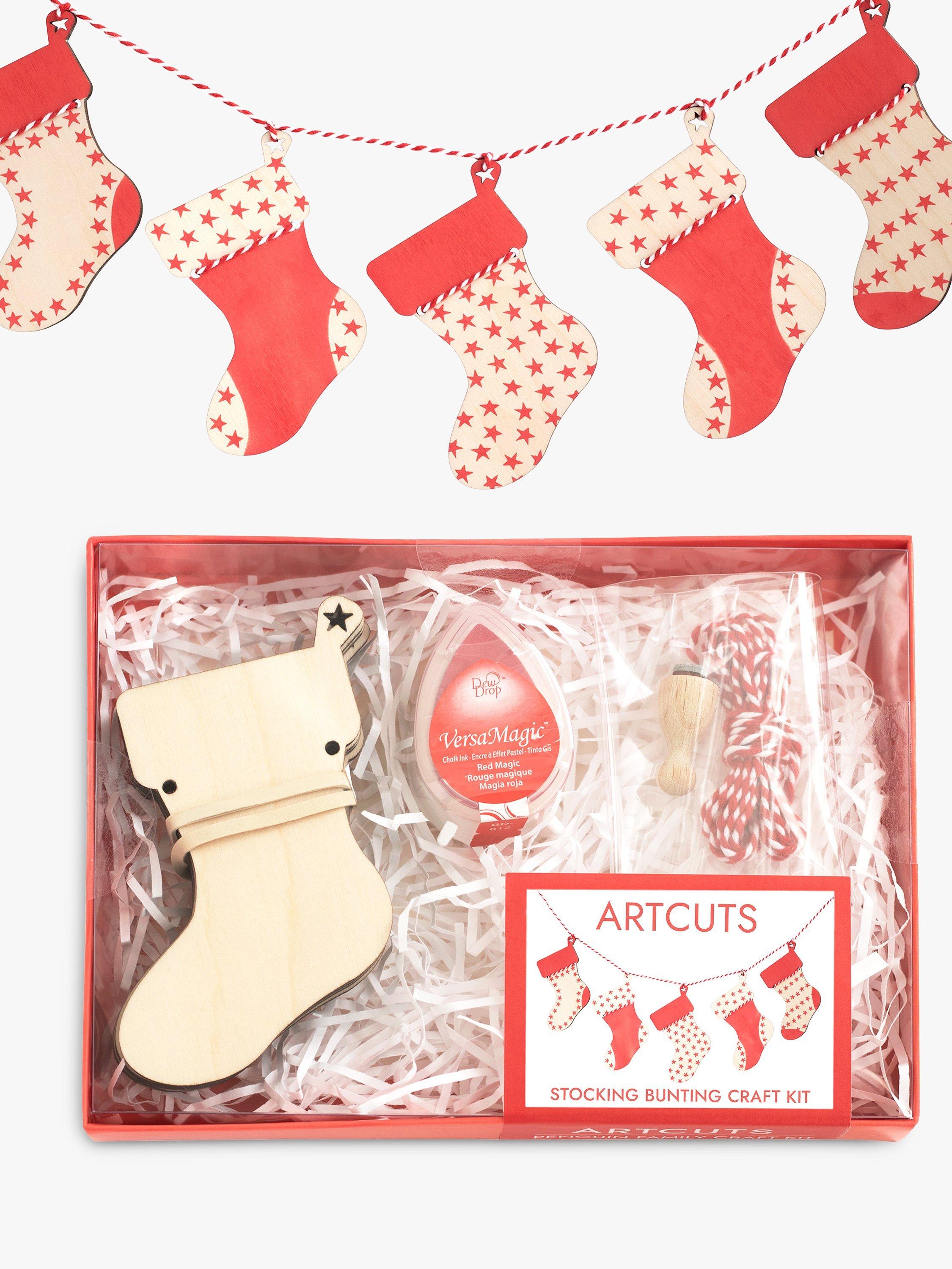 Artcuts Christmas Stocking Garland Wood Craft Kit
