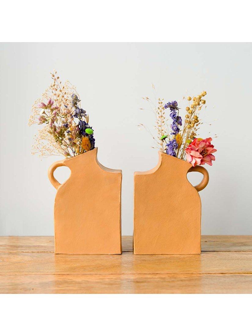 Sculpd Pottery Bookend Vases Set