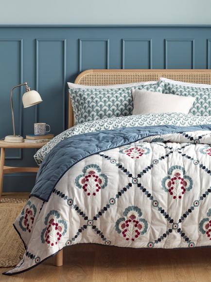 John Lewis Trellis Embroidery Quilt, Multi - view 2, Multi