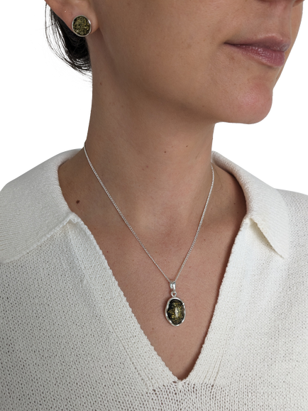 Be-Jewelled Sterling Silver Baltic Amber Oval Cut Pendant Necklace, Green - view 2, Green