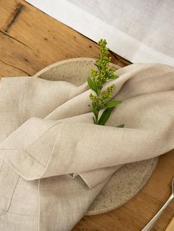 Piglet in Bed Plain Linen Napkins, Set of 4, Oatmeal