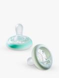 Tommee Tippee Closer to Nature Night Time Glowing Soother, Pack of 2, 0-6 months