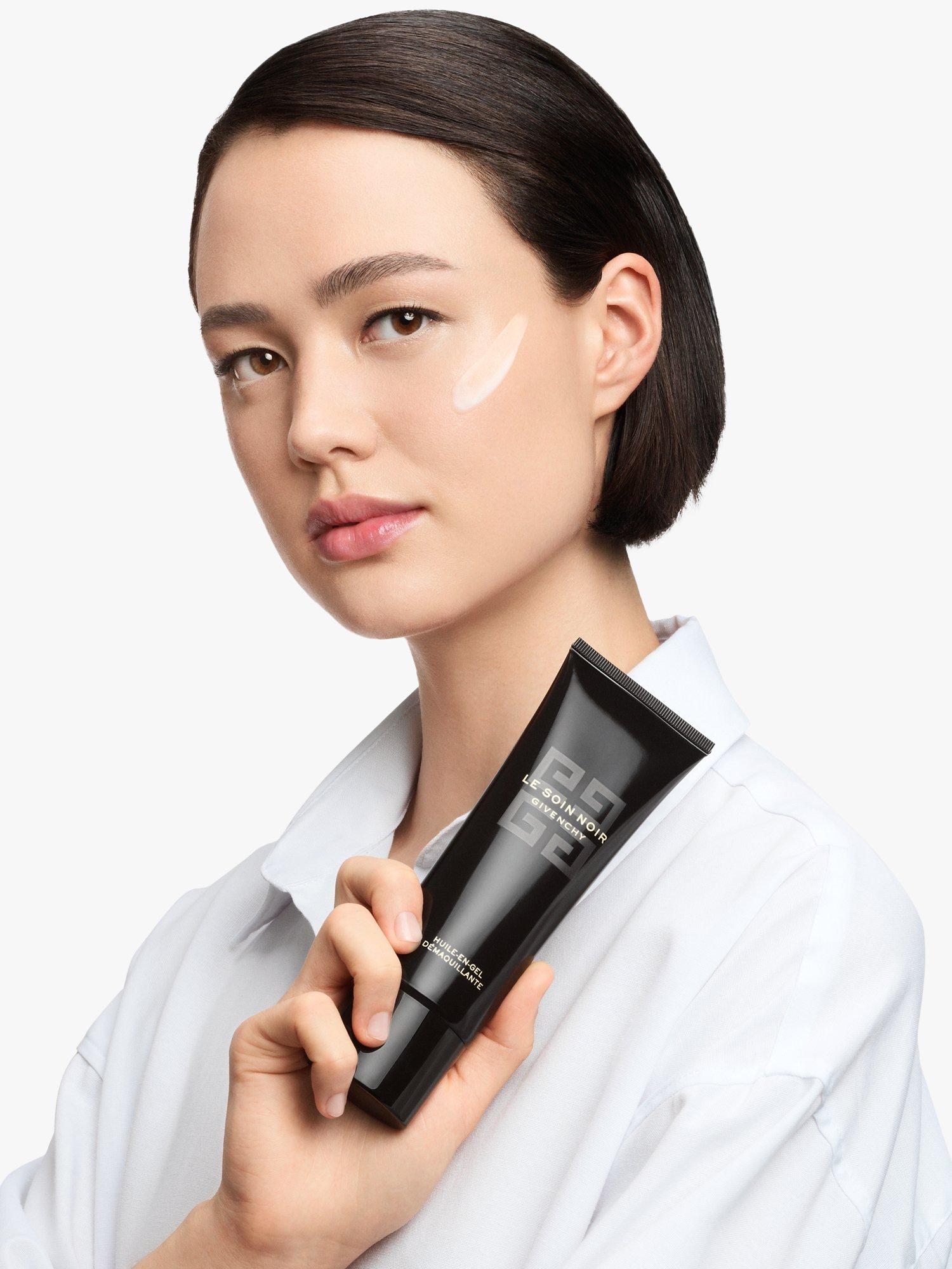 Product image 4 of 6, which shows Givenchy Le Soin Noir Oil-In-Gel Makeup Remover, 125ml