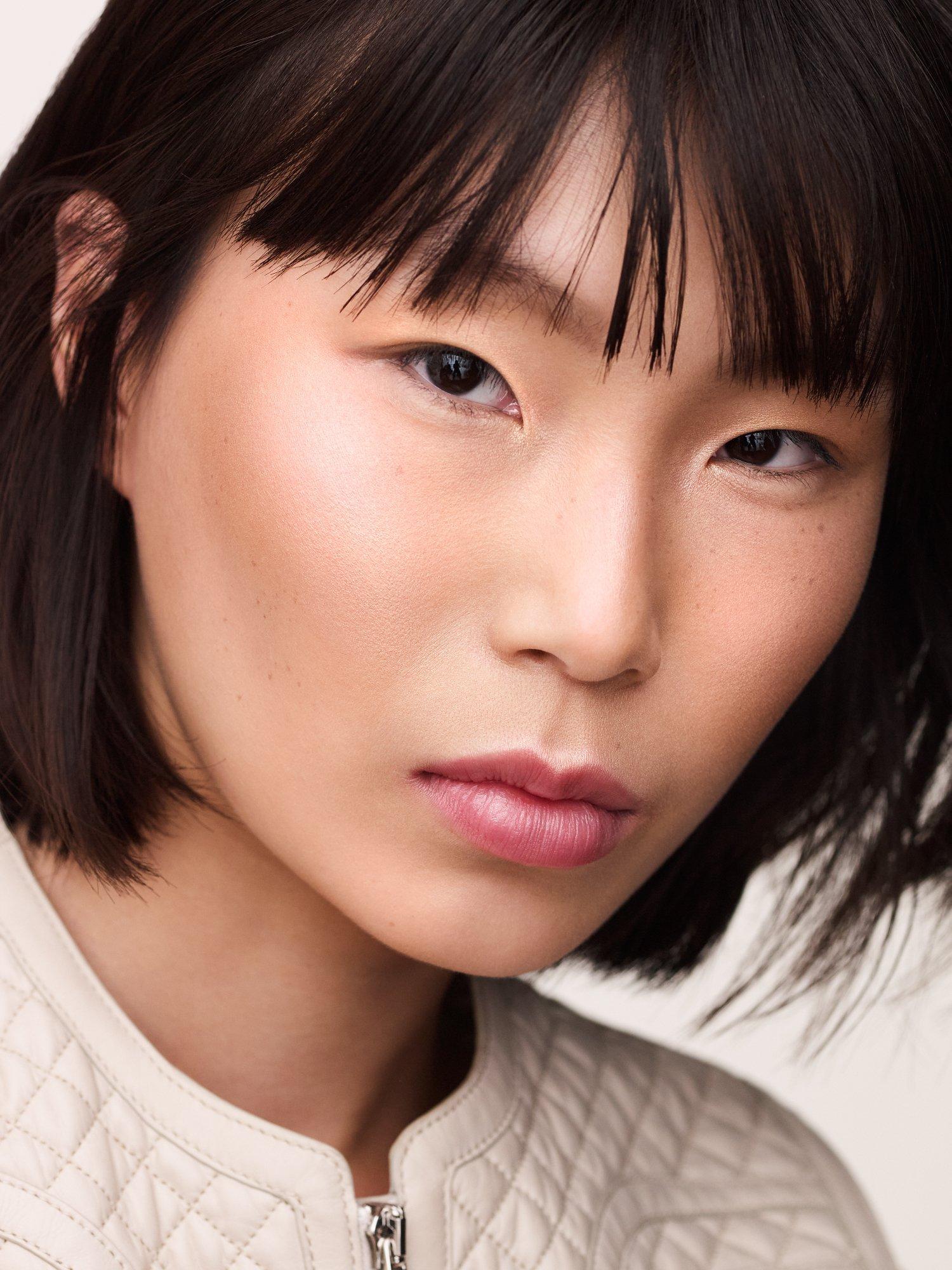 Product image 8 of 11, which shows Hermès Plein Air H Trio Iridescent Mineral Powder, 01 Rose Atacama