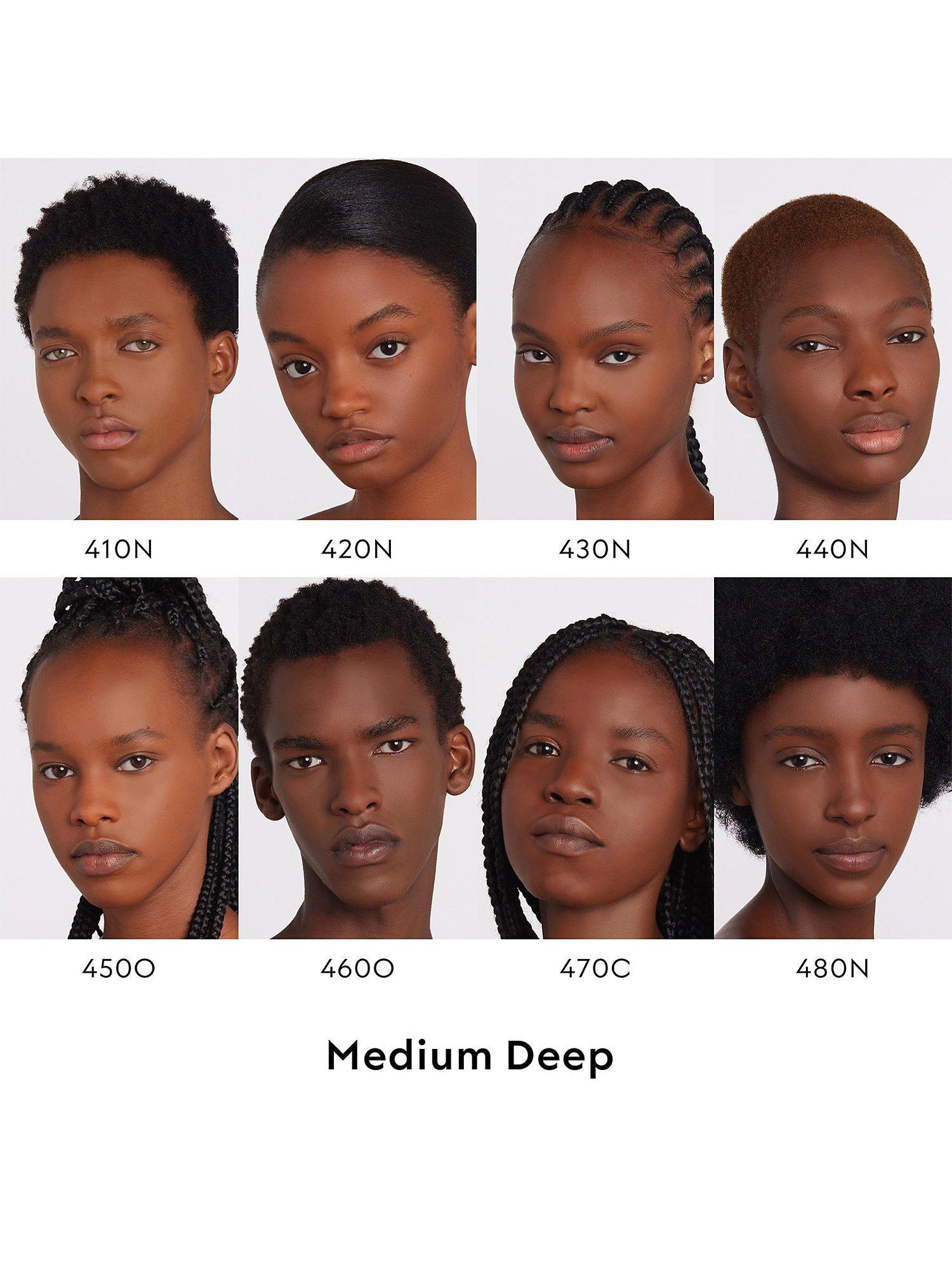 Product image 5 of 8, which shows Gucci Éternité De Beauté Foundation SPF 15, 440O