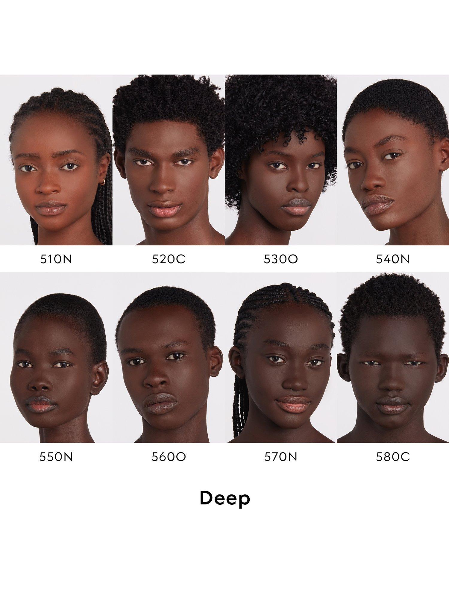 Product image 3 of 8, which shows Gucci Éternité De Beauté Foundation SPF 15, 530O