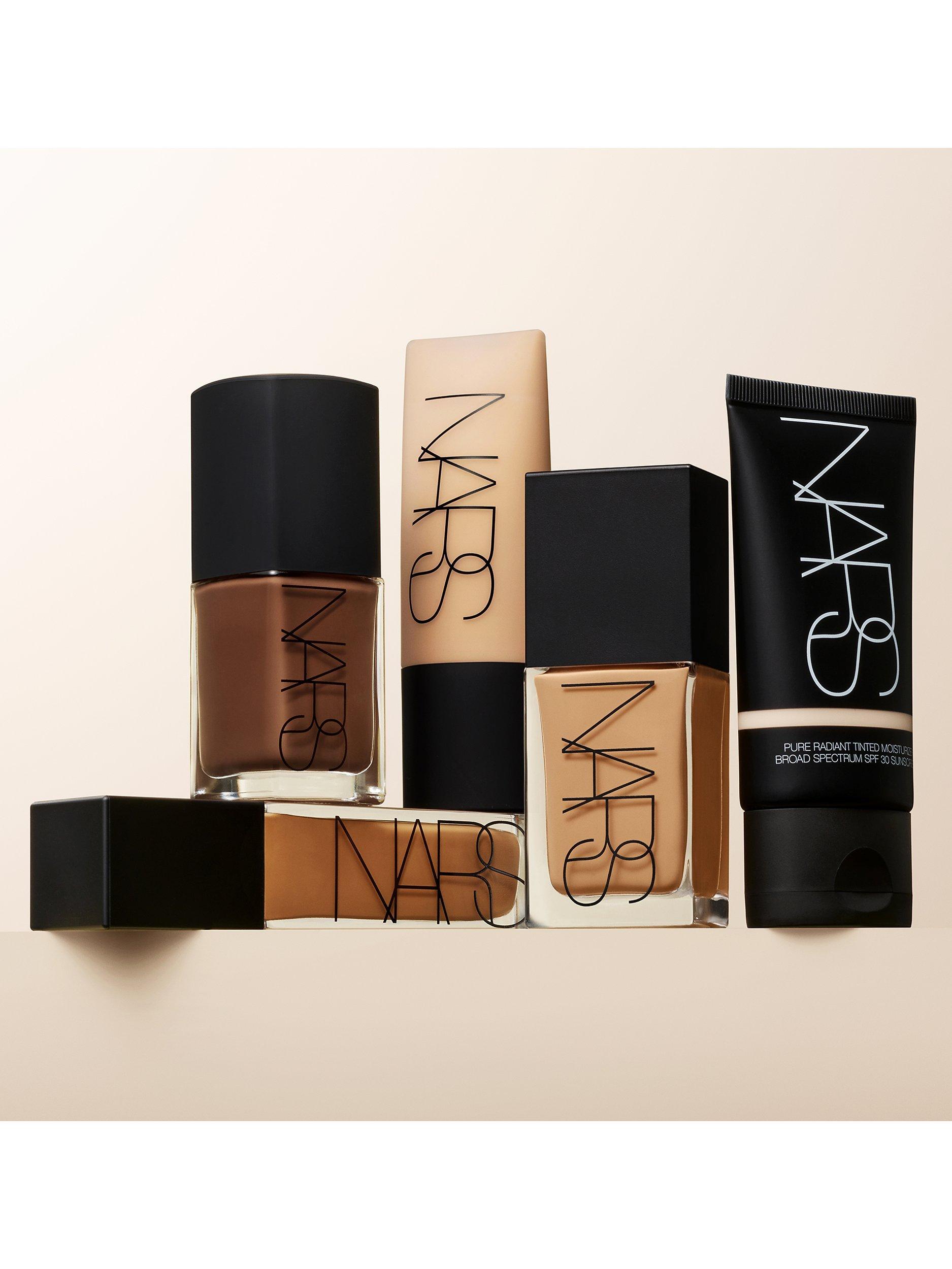 NARS Soft Matte Complete Foundation, Aruba