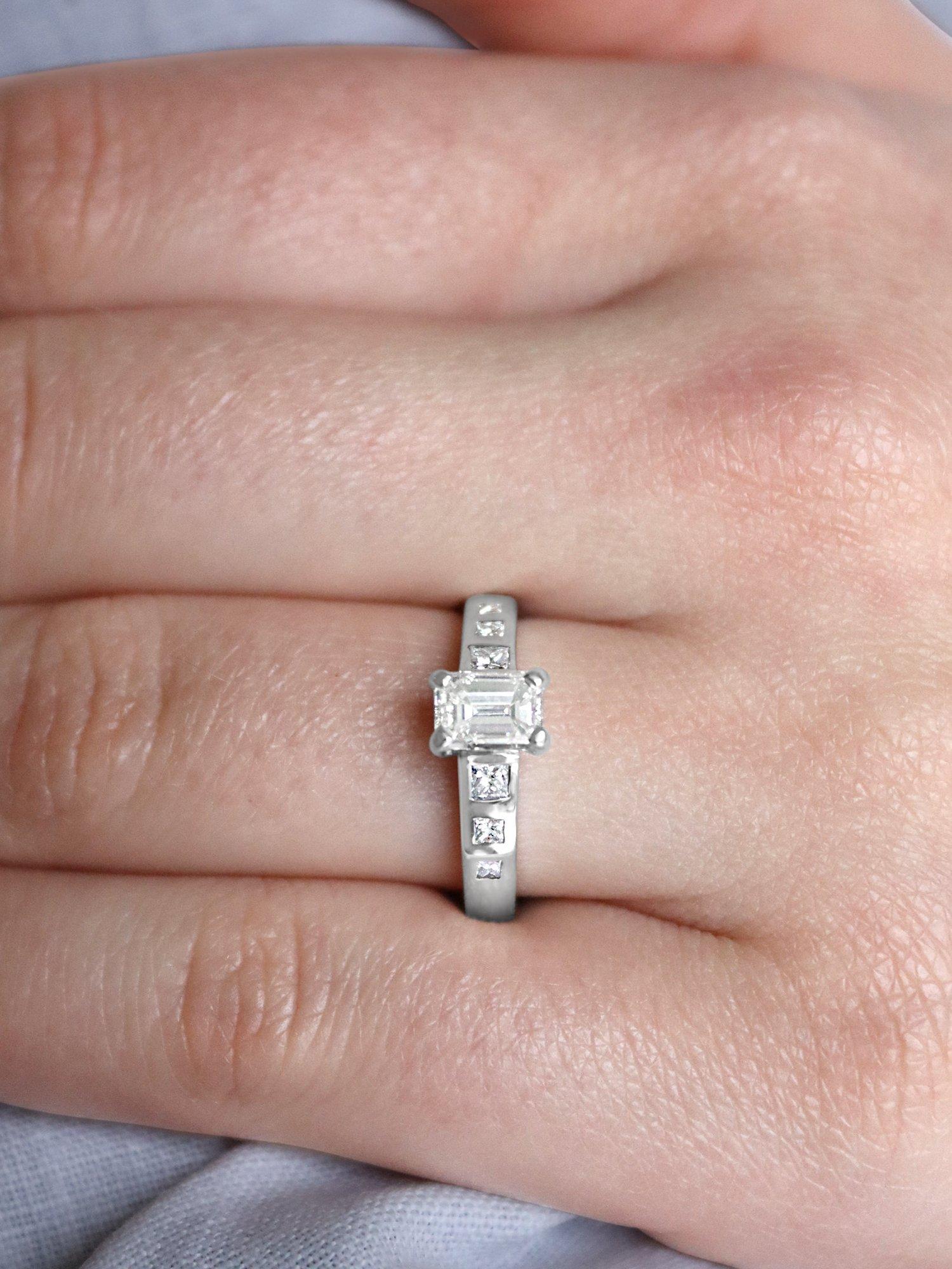 Product image 5 of 5, which shows Milton & Humble Jewellery Pre-Loved 18ct White Gold Diamond Engagement Ring