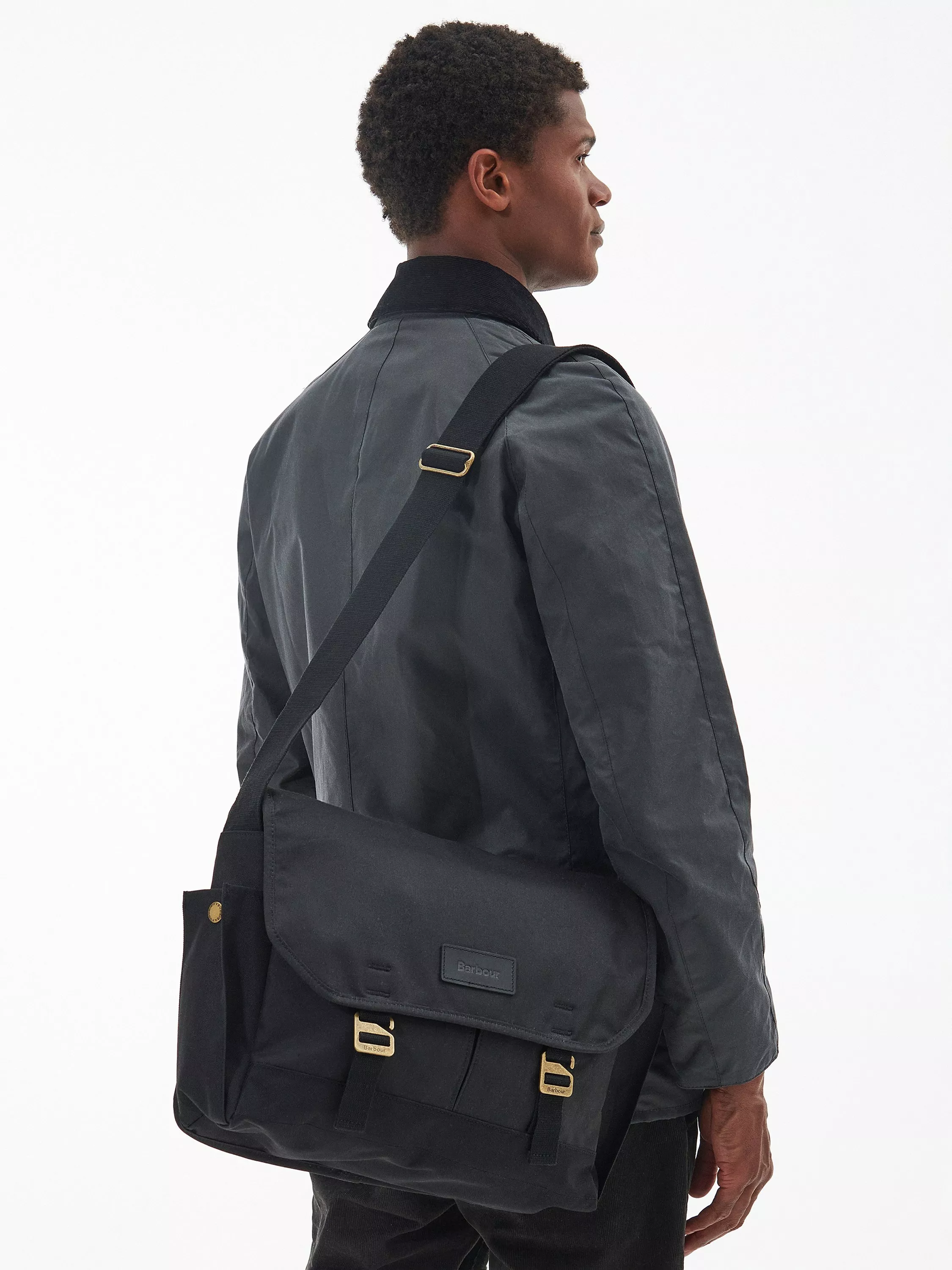 Barbour Essential Wax Messenger Bag