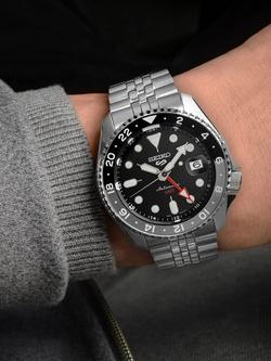 Seiko SSK001K1 Men's 5 Sport Series Automatic Date Bracelet Strap Watch, Silver/Black - view 2, Silver/Black