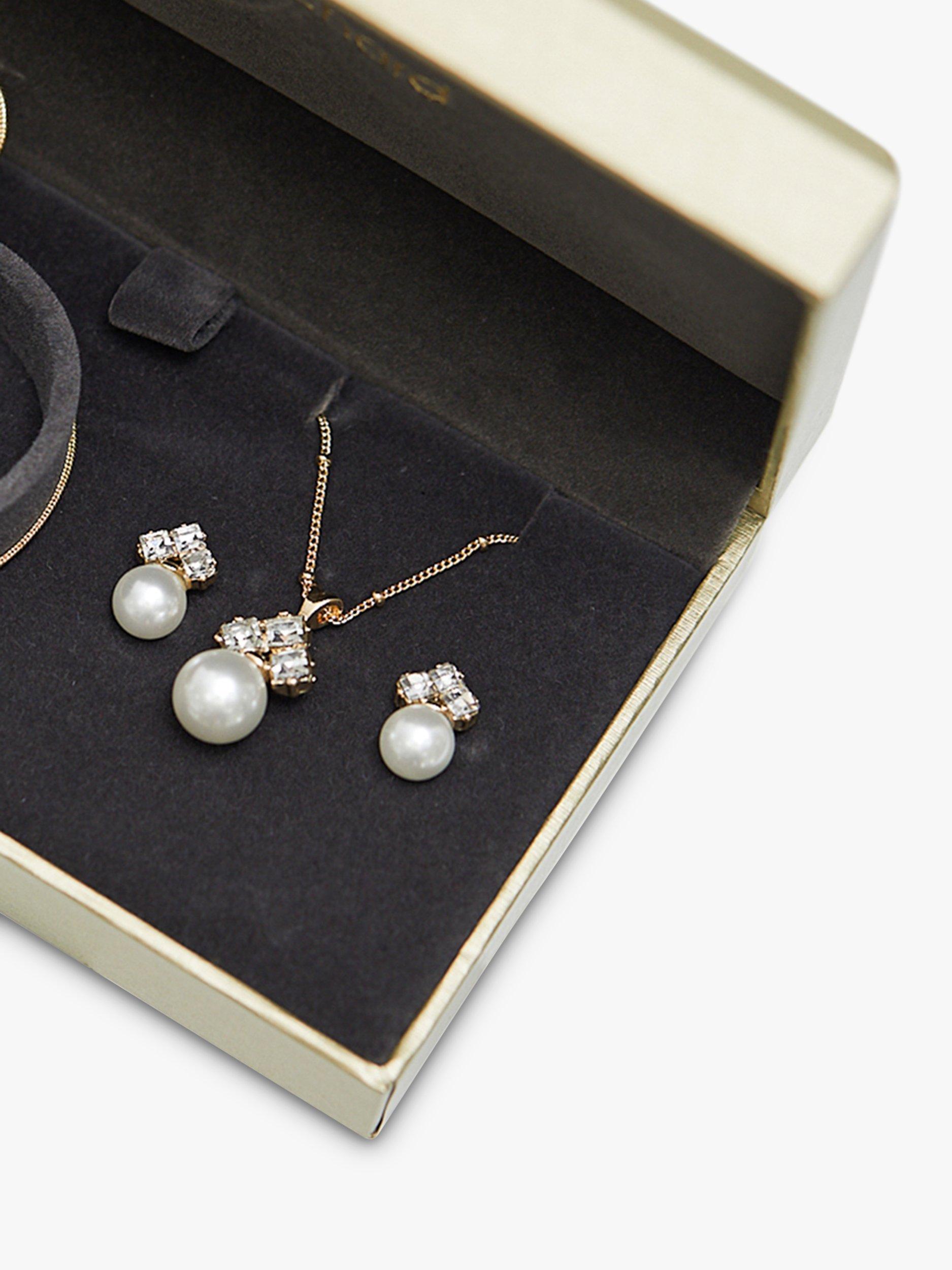 Product image 4 of 4, which shows Jon Richard Pearl & Crystal Bracelet, Necklace and Stud Earrings Jewellery Set, Gold