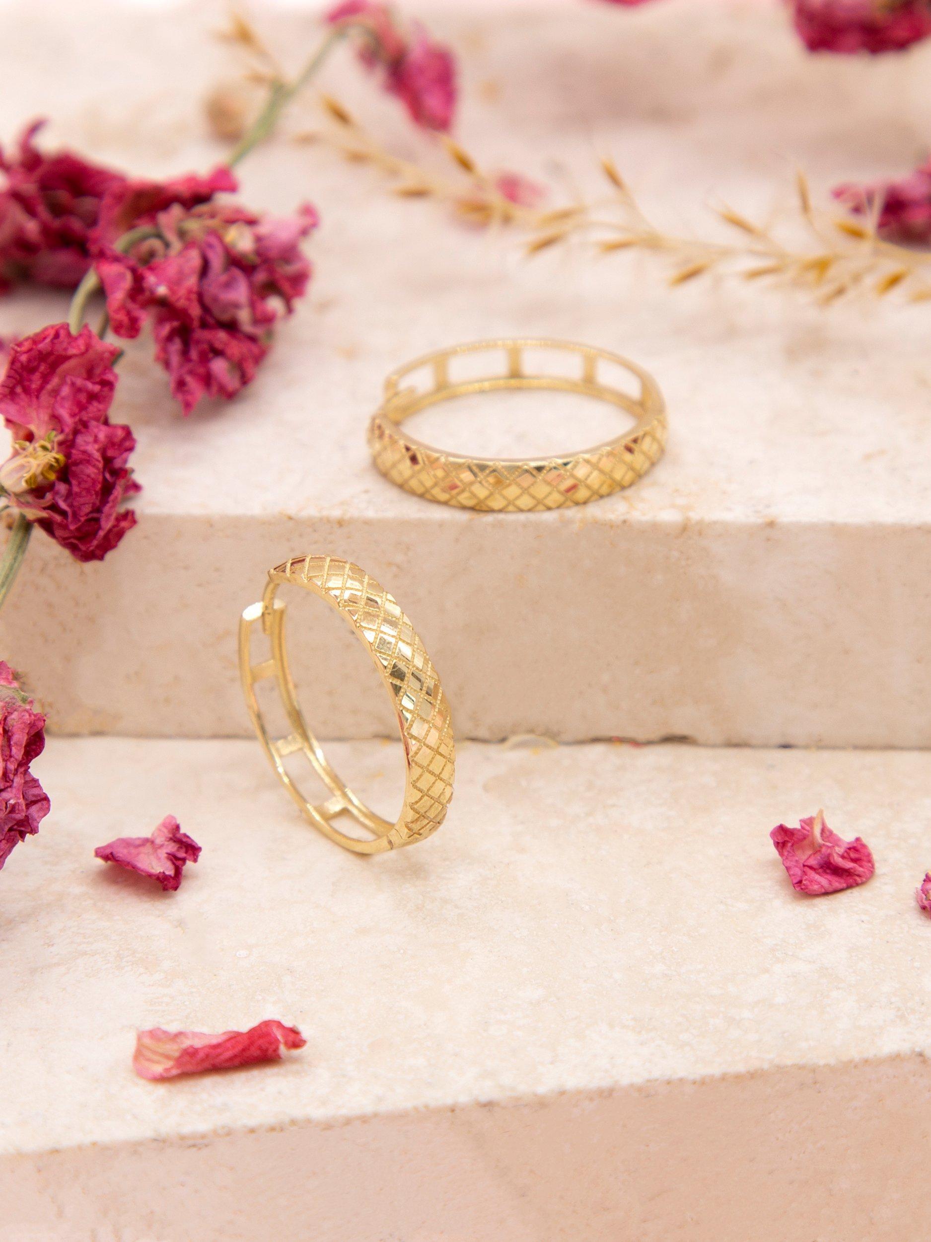 Product image 3 of 4, which shows IBB 9ct Gold Quilted Large Hoop Earrings, Gold