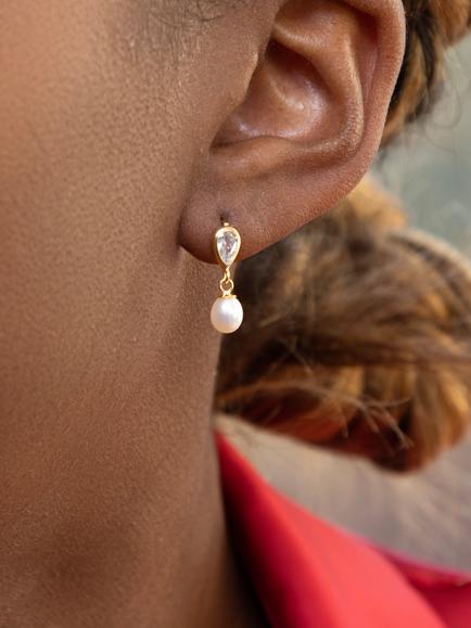 IBB 9ct Gold Teardrop Freshwater Pearl Earrings, Gold - view 2, Gold