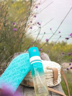 St Tropez Self Tan Purity Body Mousse, 200ml - view 2, 