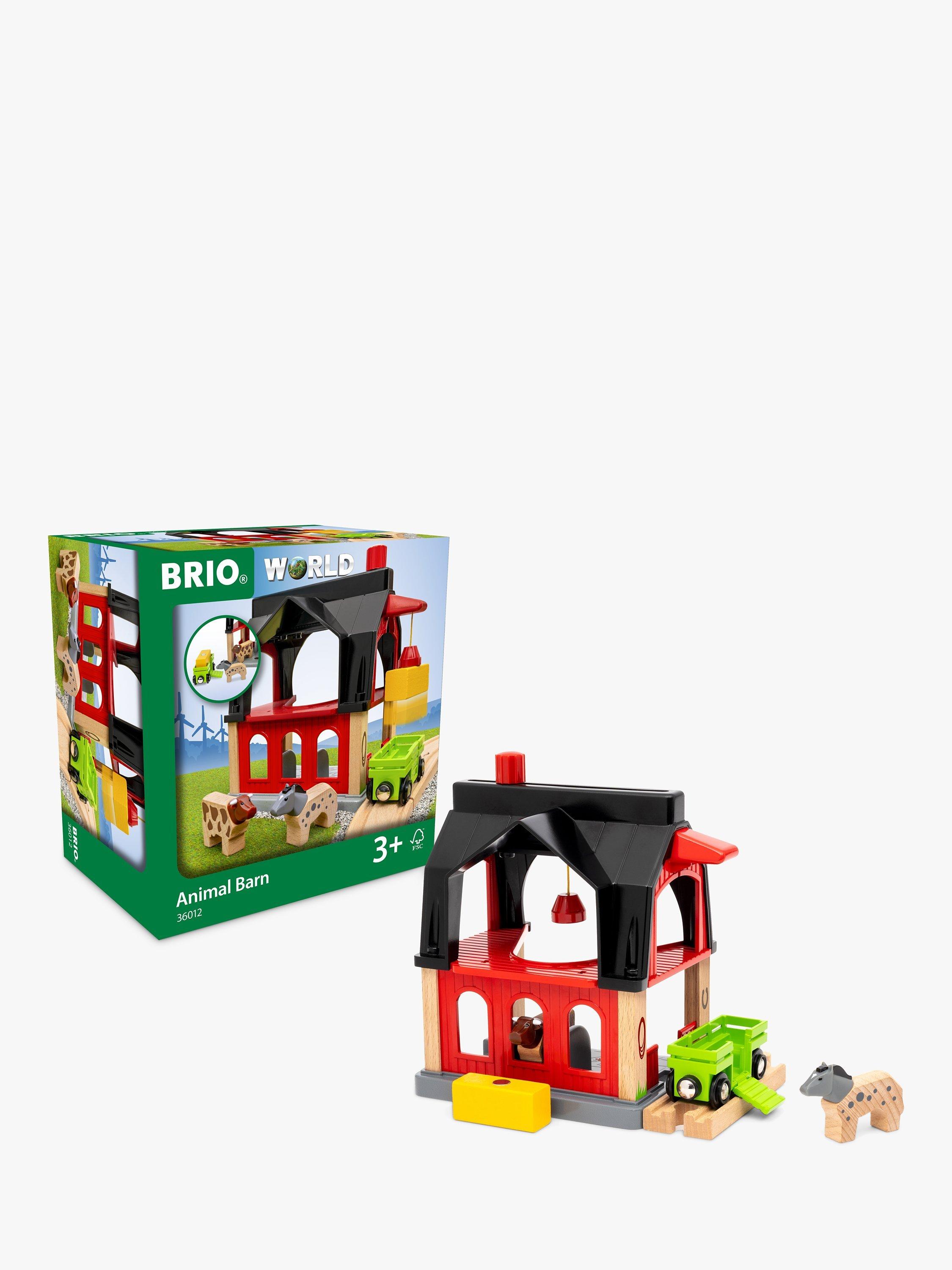 BRIO World Animal Barn