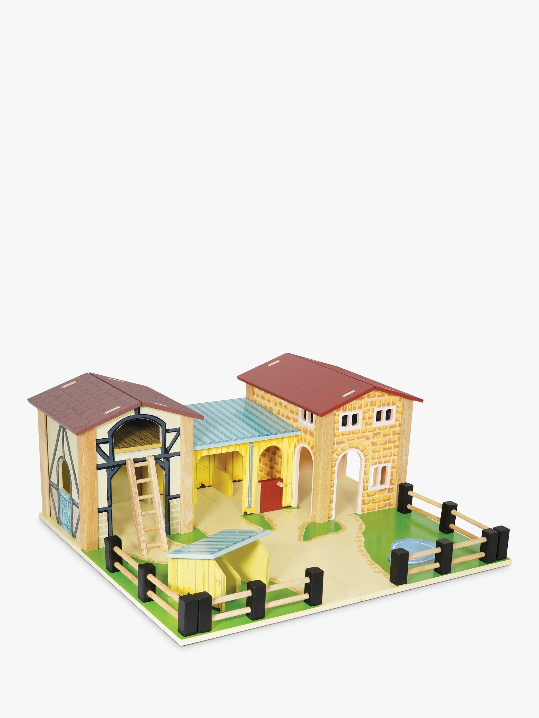 Le toy van farm on sale