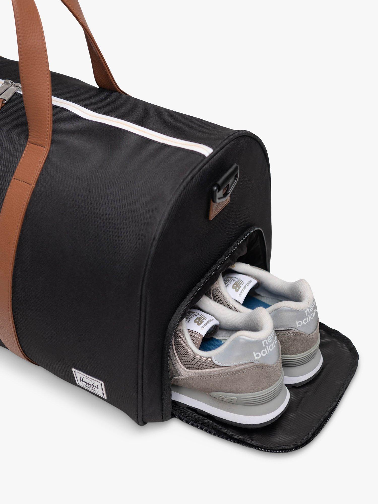 Herschel weekend popular bag