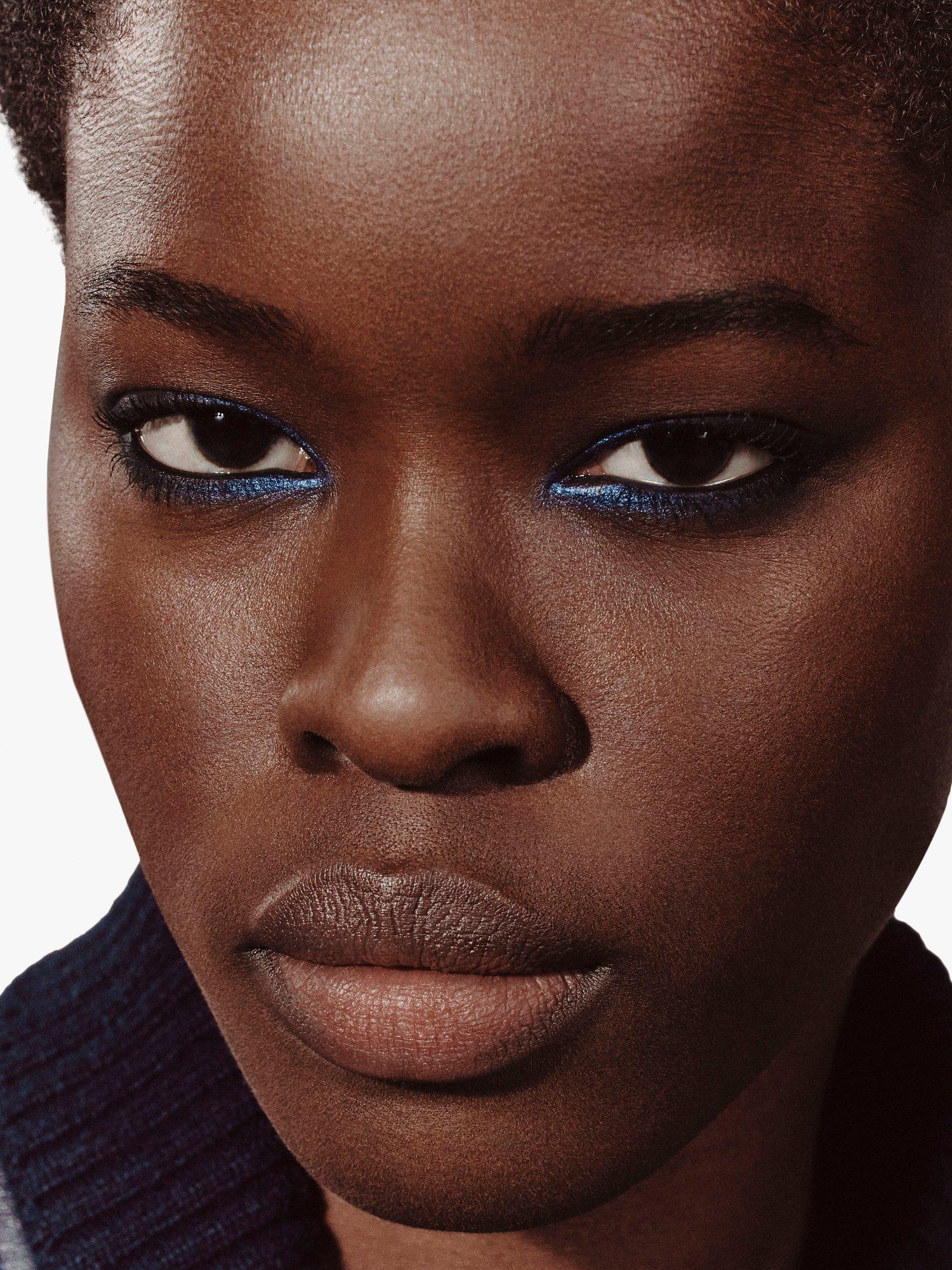 Product image 5 of 9, which shows Hermès Ombres d'Hermès, Eyeshadow Quartet Refill, 04 Ombres Marines