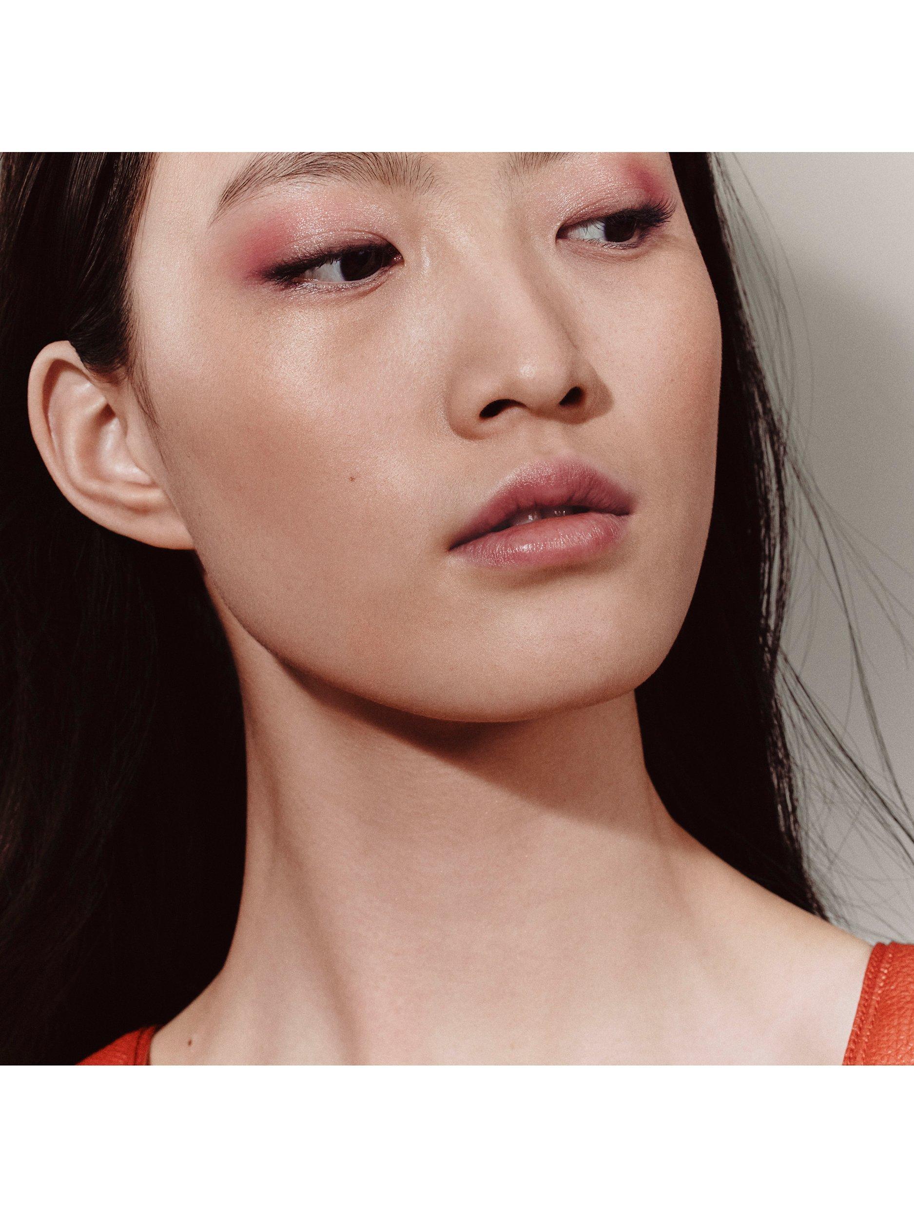 Product image 7 of 11, which shows Hermès Ombres d'Hermès, Eyeshadow Quartet, 01 Ombres Pétales
