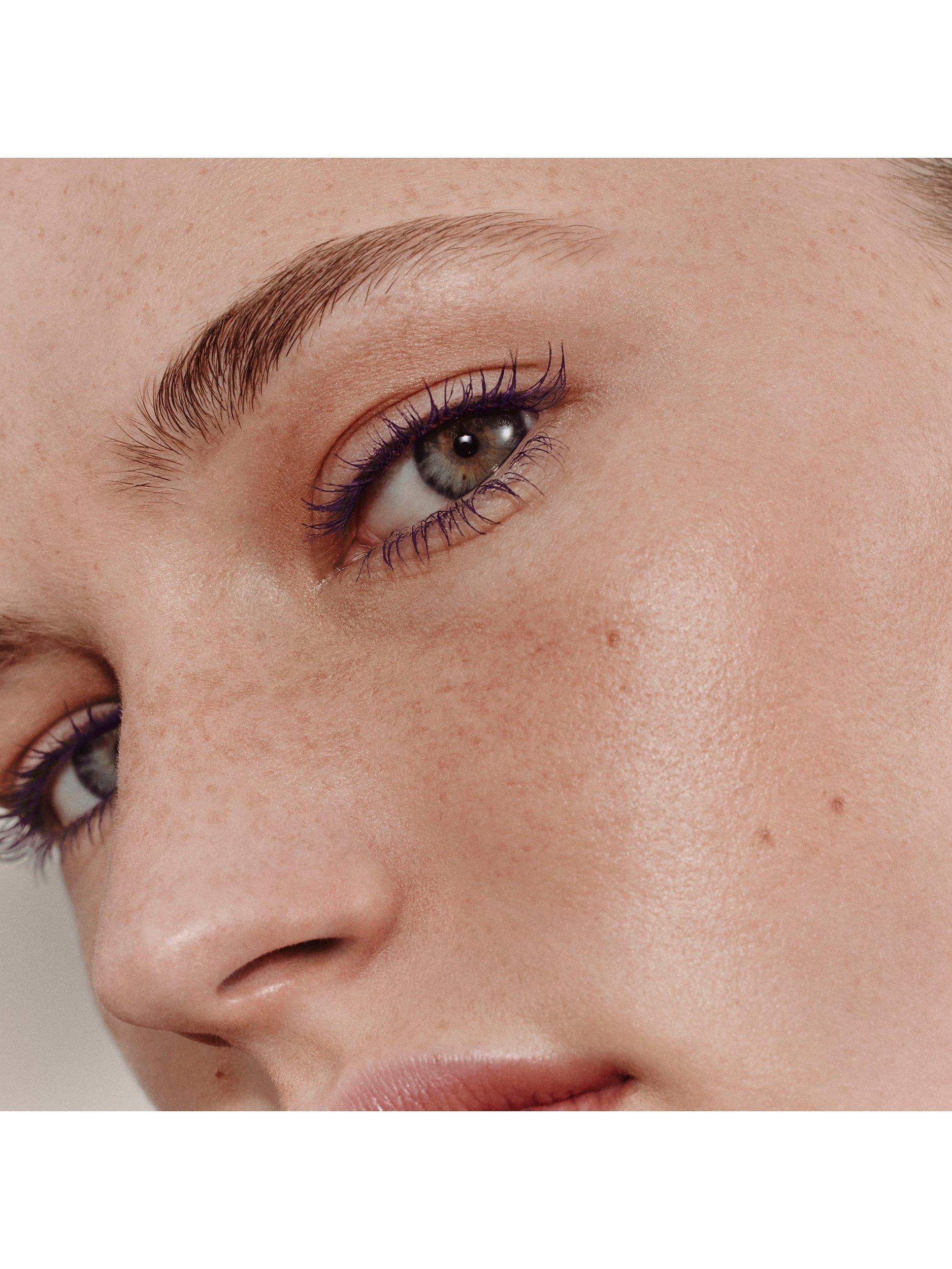 Product image 5 of 8, which shows Hermès Trait d'Hermès, Revitalising Care Mascara, 06 Violet Indigo