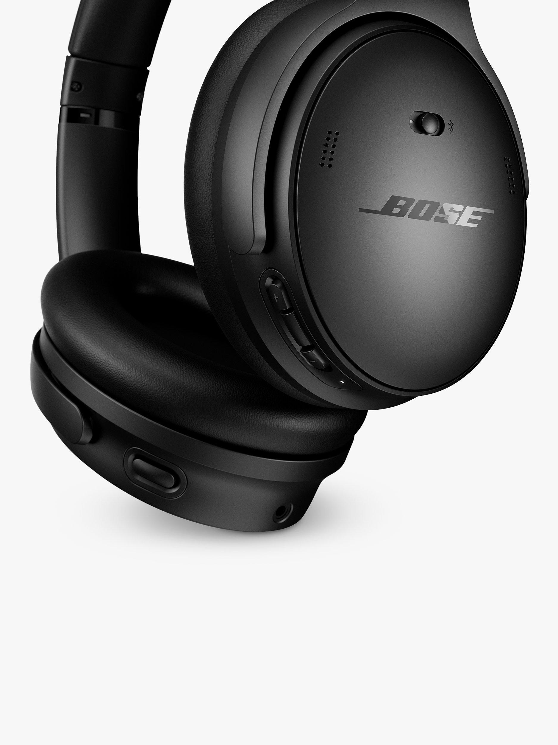 Bose QuietComfort Noise Cancelling Over Ear Wireless Bluetooth Headphones with Mic Remote Triple Black