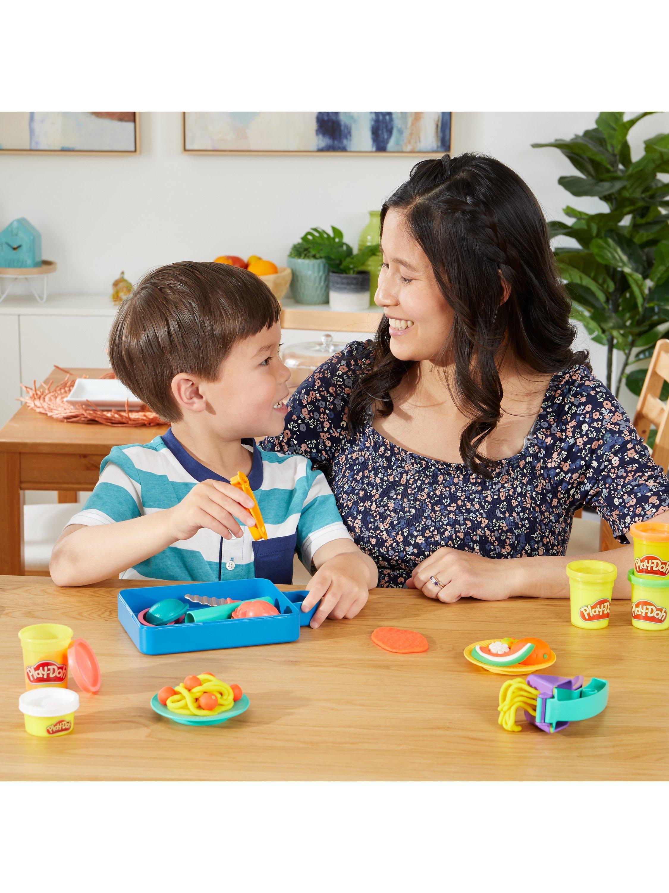 Play Doh Kitchen Creations Little Chef Starter Set