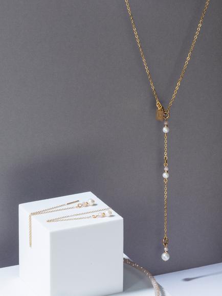 COEUR DE LION Freshwater Pearl Lariat Necklace, Gold - view 2, Gold/White