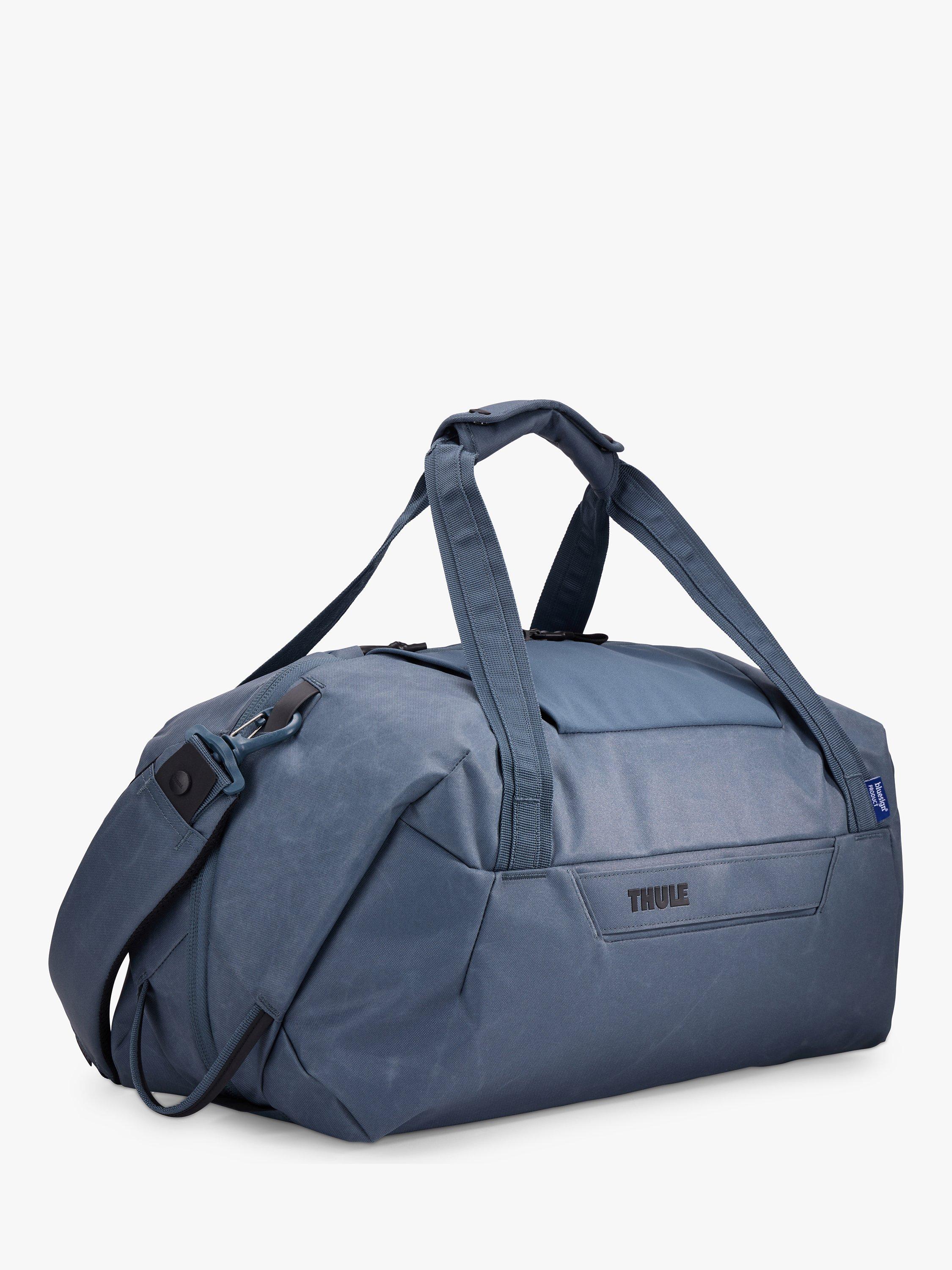 Thule weekender dimensions hotsell