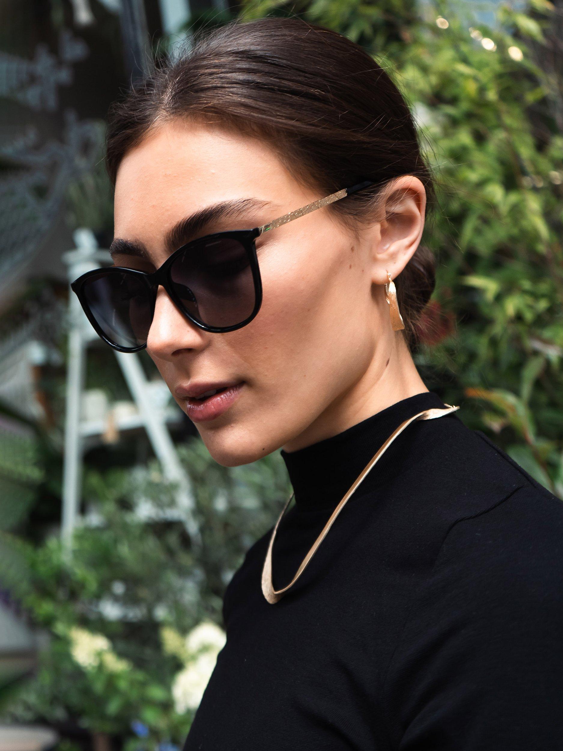 Tutti & Co Praise Textured Twist Collar Necklace, Gold