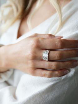 Tutti Voyage Chunky Textured Band Ring - view 2, Silver