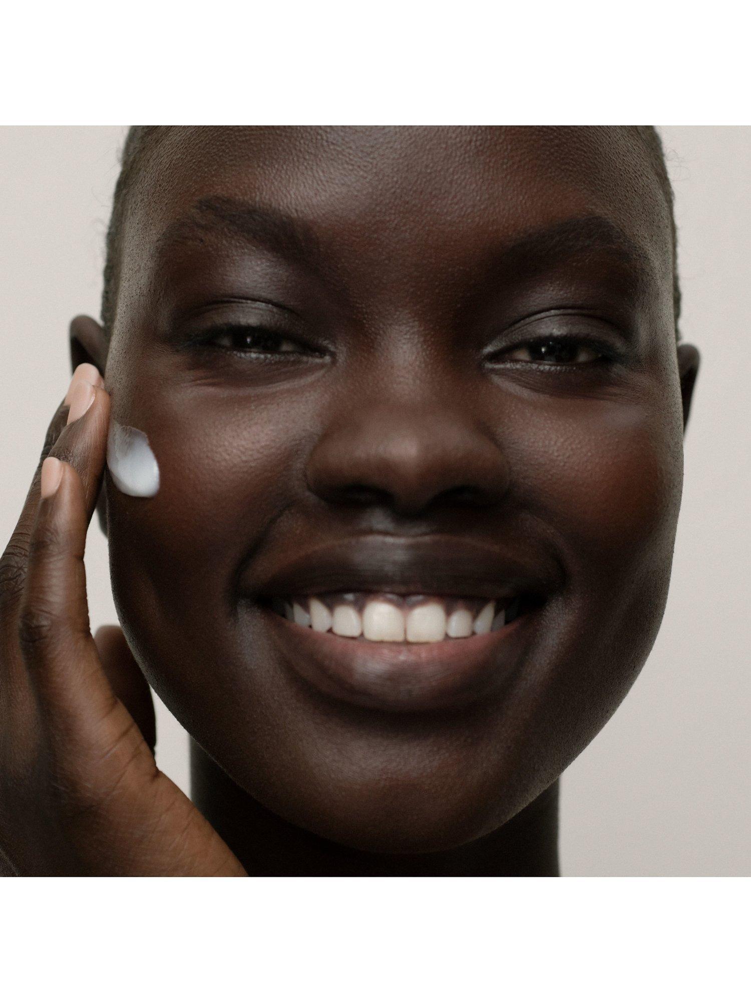 Product image 6 of 7, which shows Fresh Lotus Youth Preserve Moisturiser, 50ml
