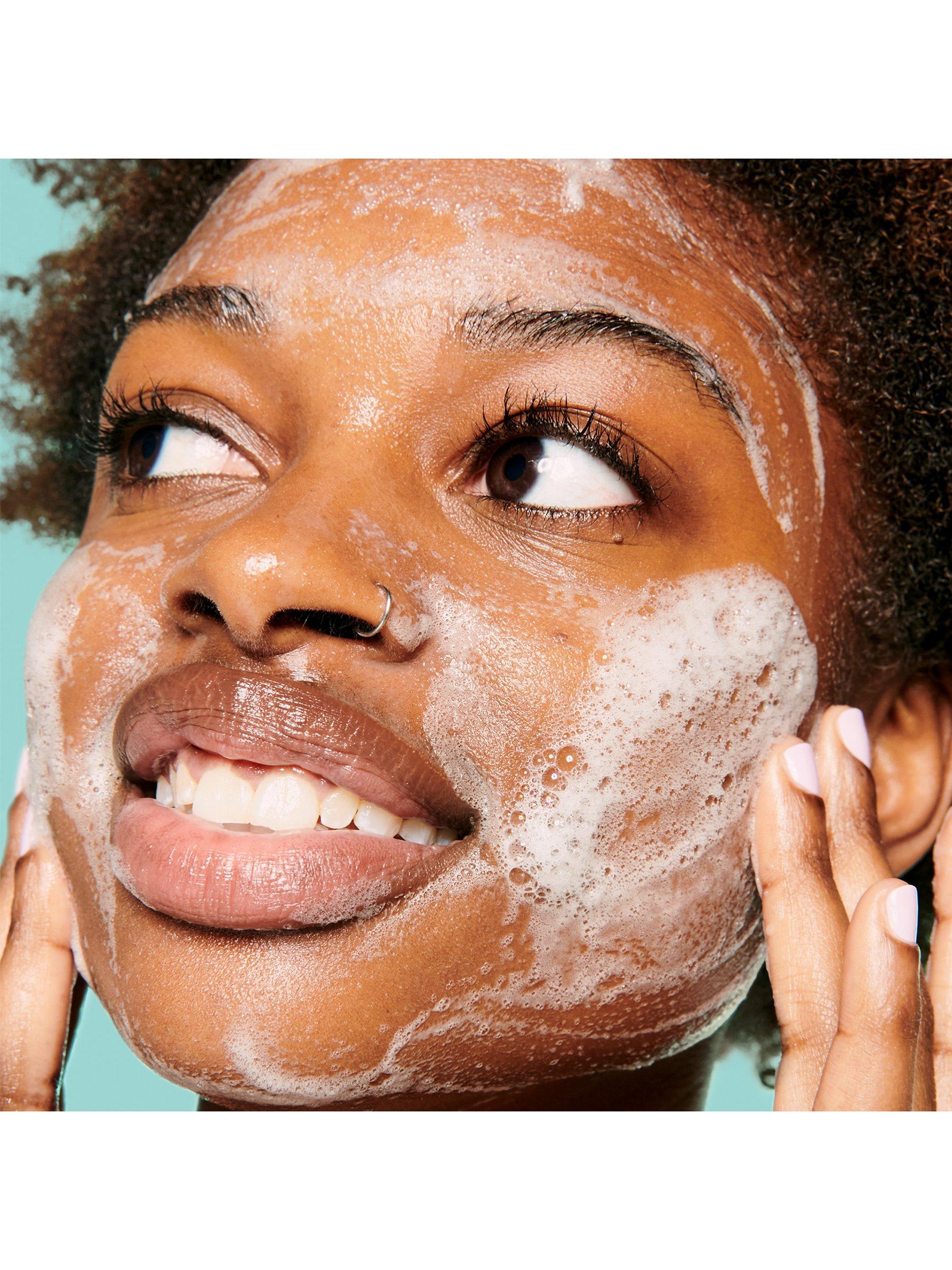 Product image 3 of 6, which shows Benefit The POREfessional Picks Pore Care Skincare Gift Set