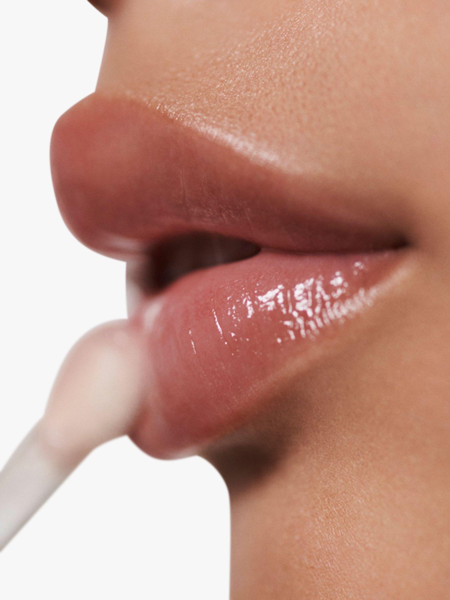Product image 3 of 7, which shows La Mer The Lip Volumiser, Sheer Coral