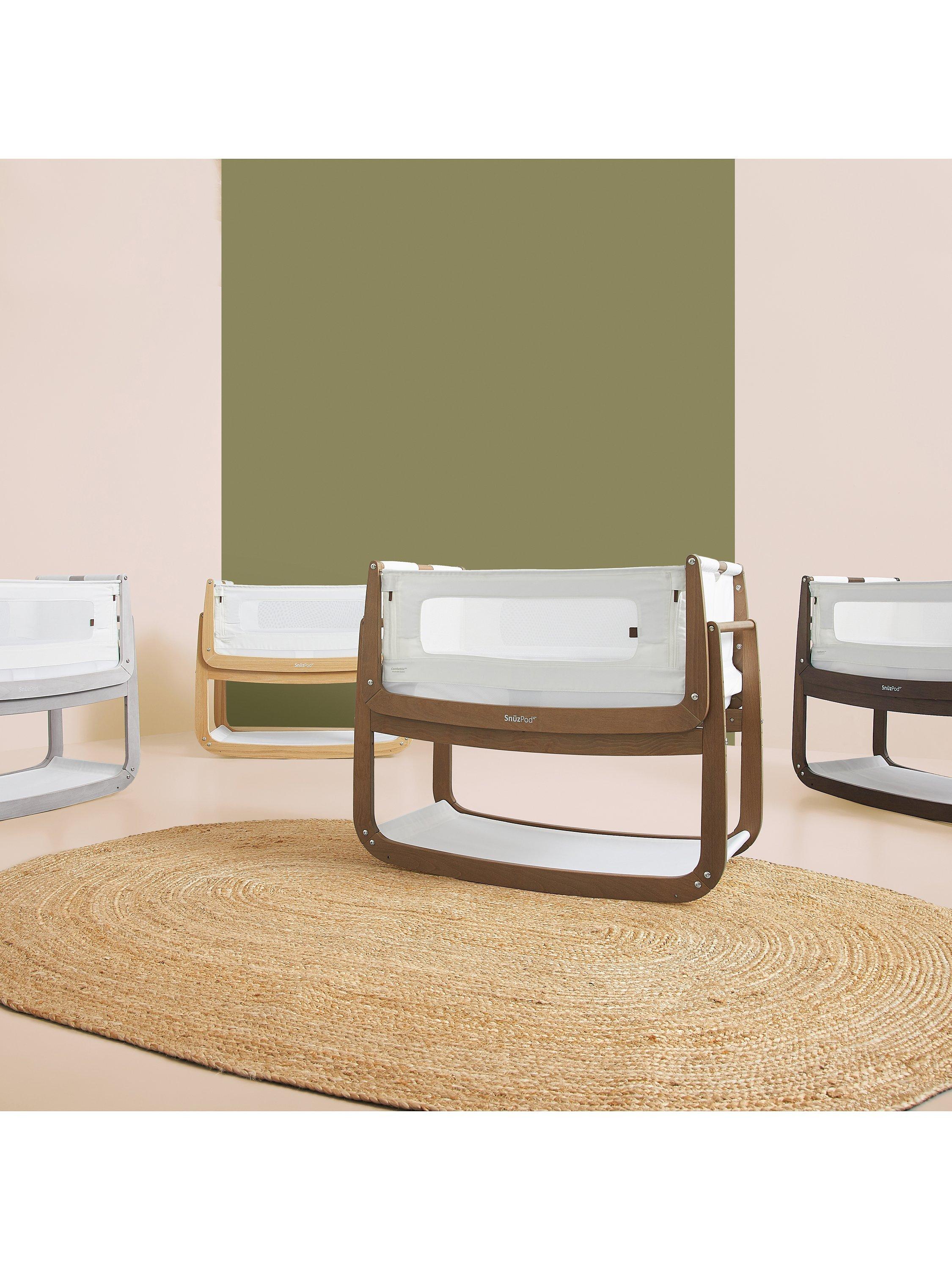Snuz SnuzPod 4 Natural Edit Bedside Crib Oak