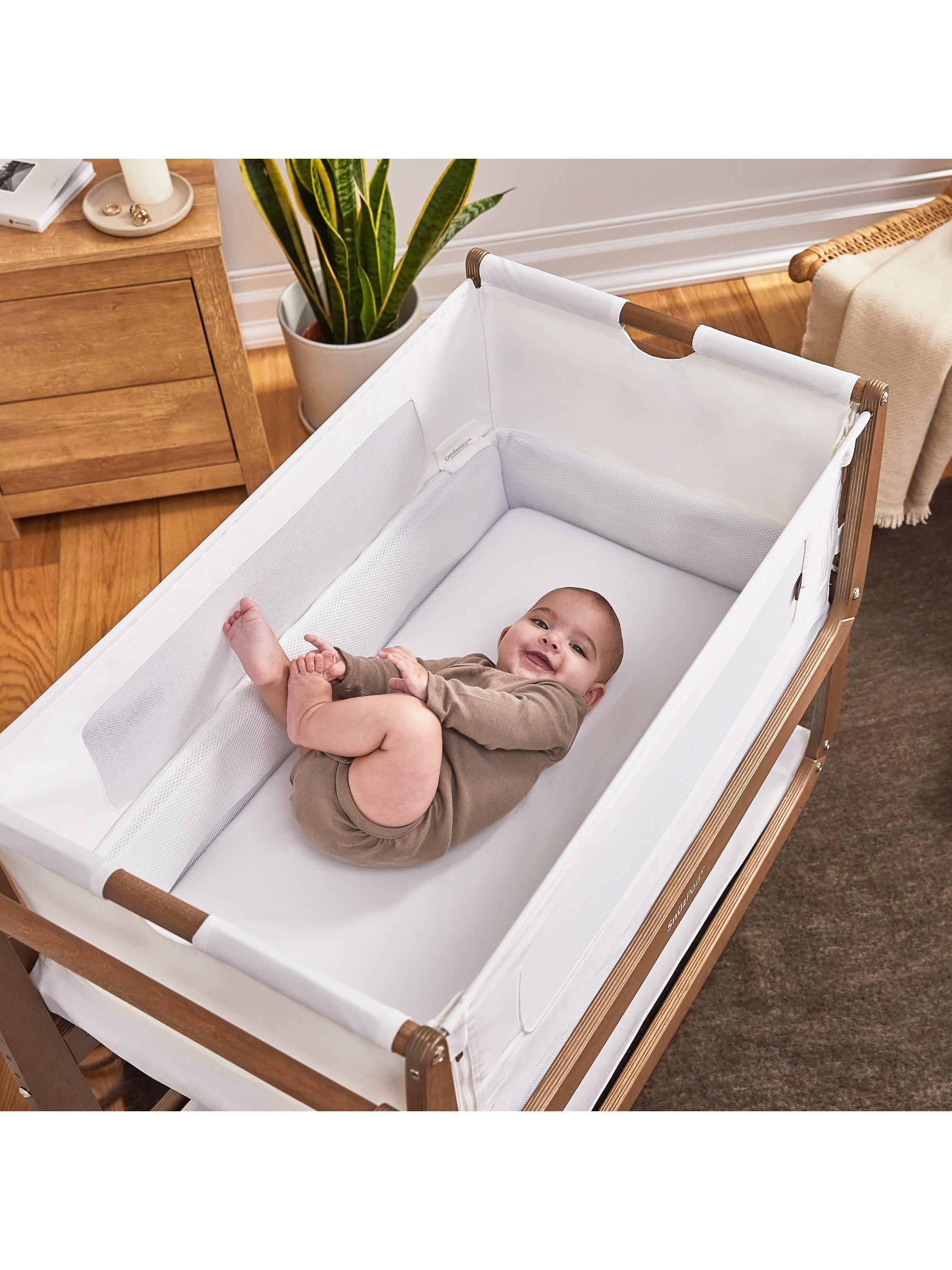 Snuz SnuzPod 4 Natural Edit Bedside Crib Walnut