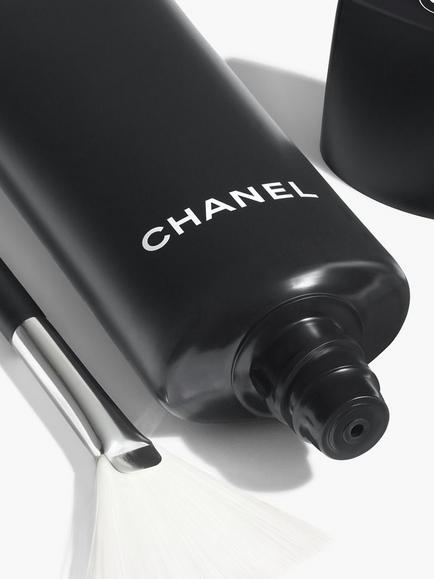 CHANEL Le Lift Pro Retexturizing AHA Peel Corrects - Exfoliates - Resurfaces Tube, 100ml - view 2, 