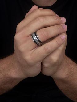 Hoxton London Men's Herringbone Leather Inlay Ring, Silver - view 2, Silver