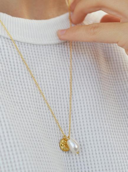 DPT Antwerp Baroque Pearl & Diamond Pendant Necklace, Gold - view 2, Gold