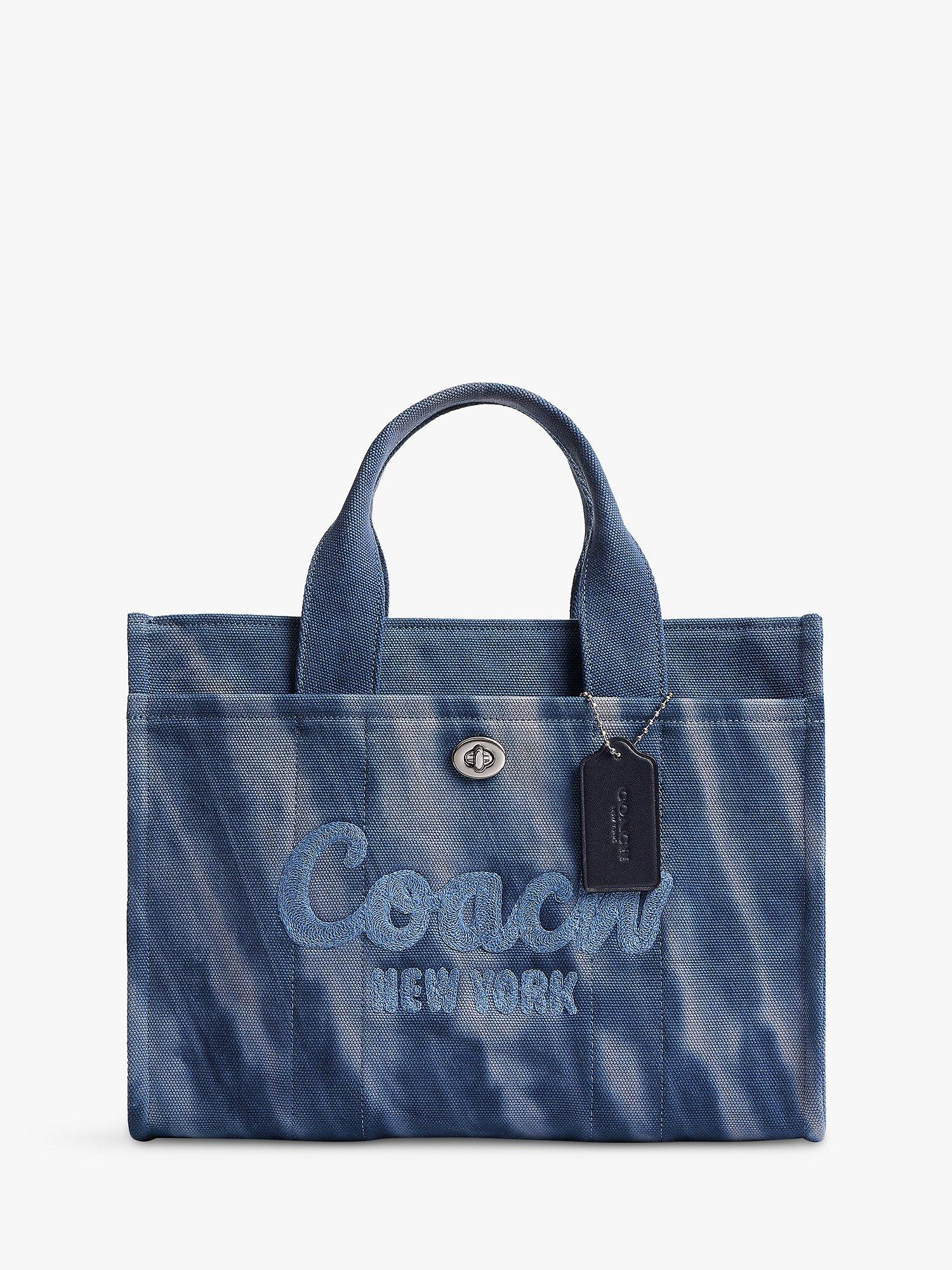 Coach navy selling tote!!