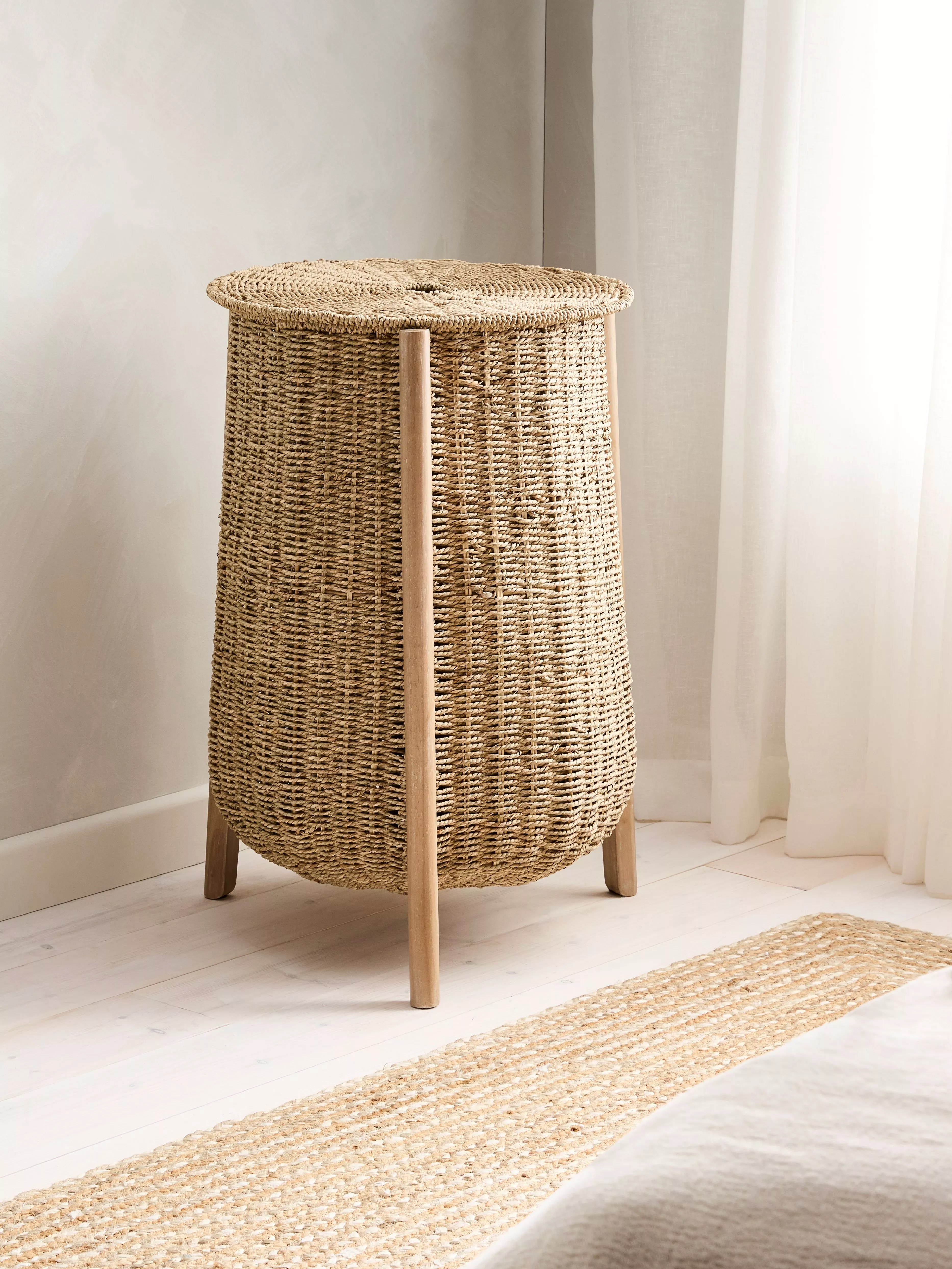 Laundry basket