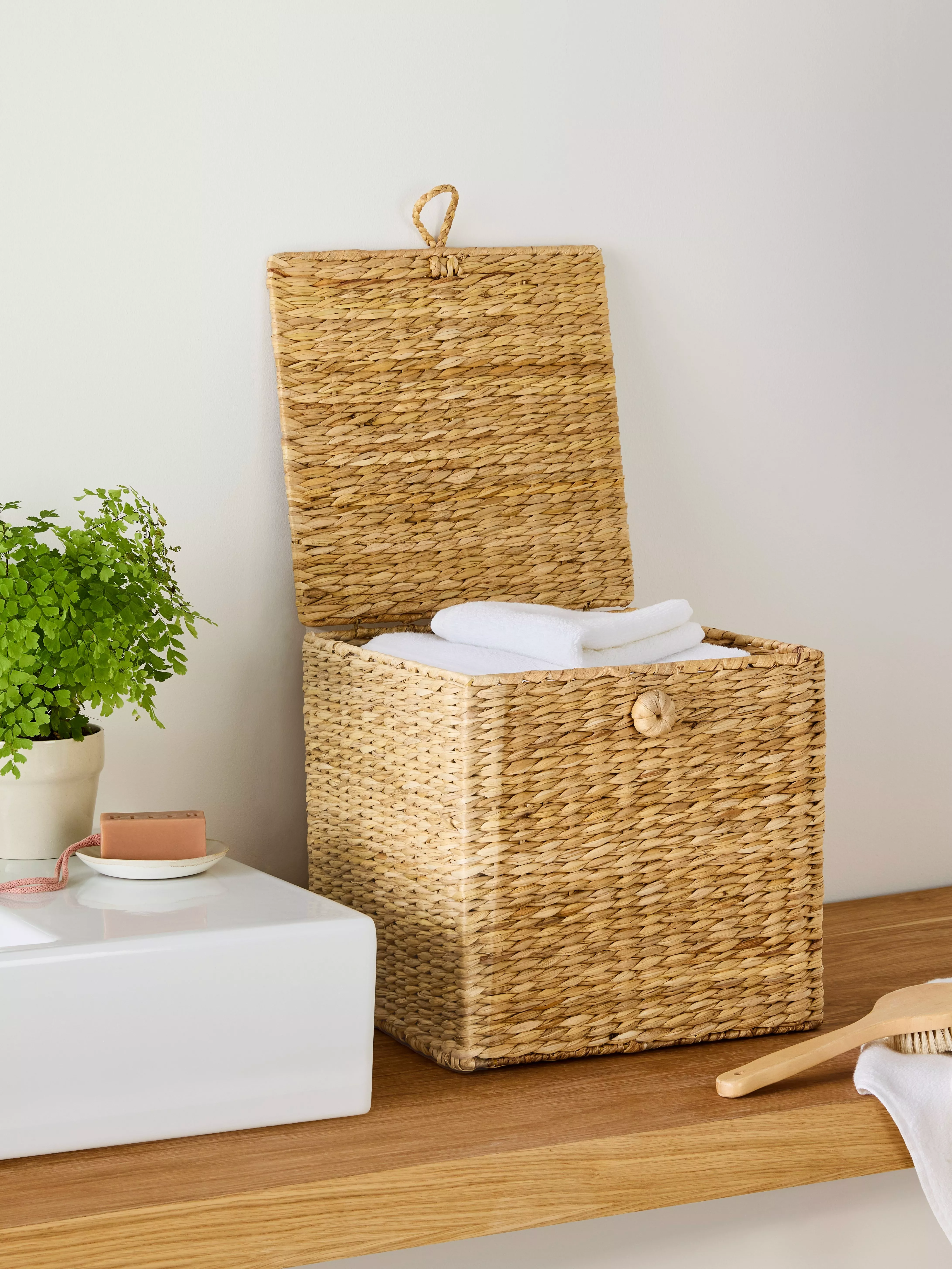 two baskets with blankets in