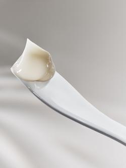 La Mer The Moisturising Fresh Cream - view 2, 