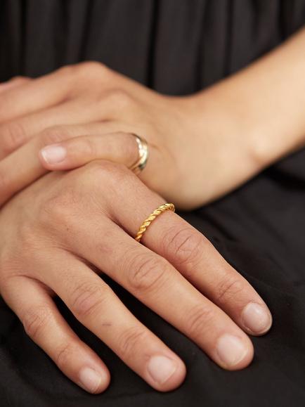 Auree Alhambra Band Ring, Gold - view 2, Gold