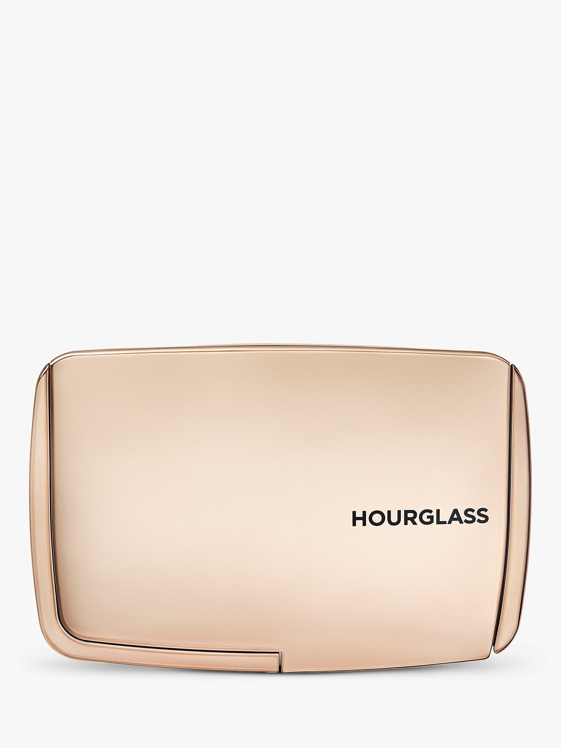 Hourglass Vanish™ Airbrush Pressed Powder, Translucent Medium