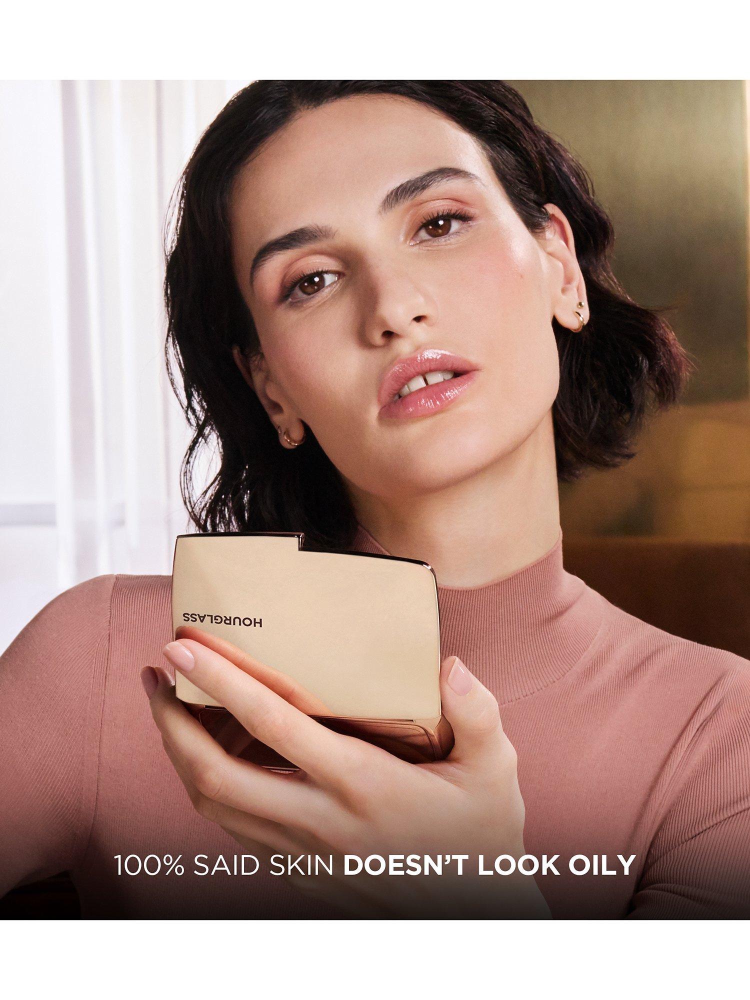 Product image 8 of 8, which shows Hourglass Vanish™ Airbrush Pressed Powder, Transluscent