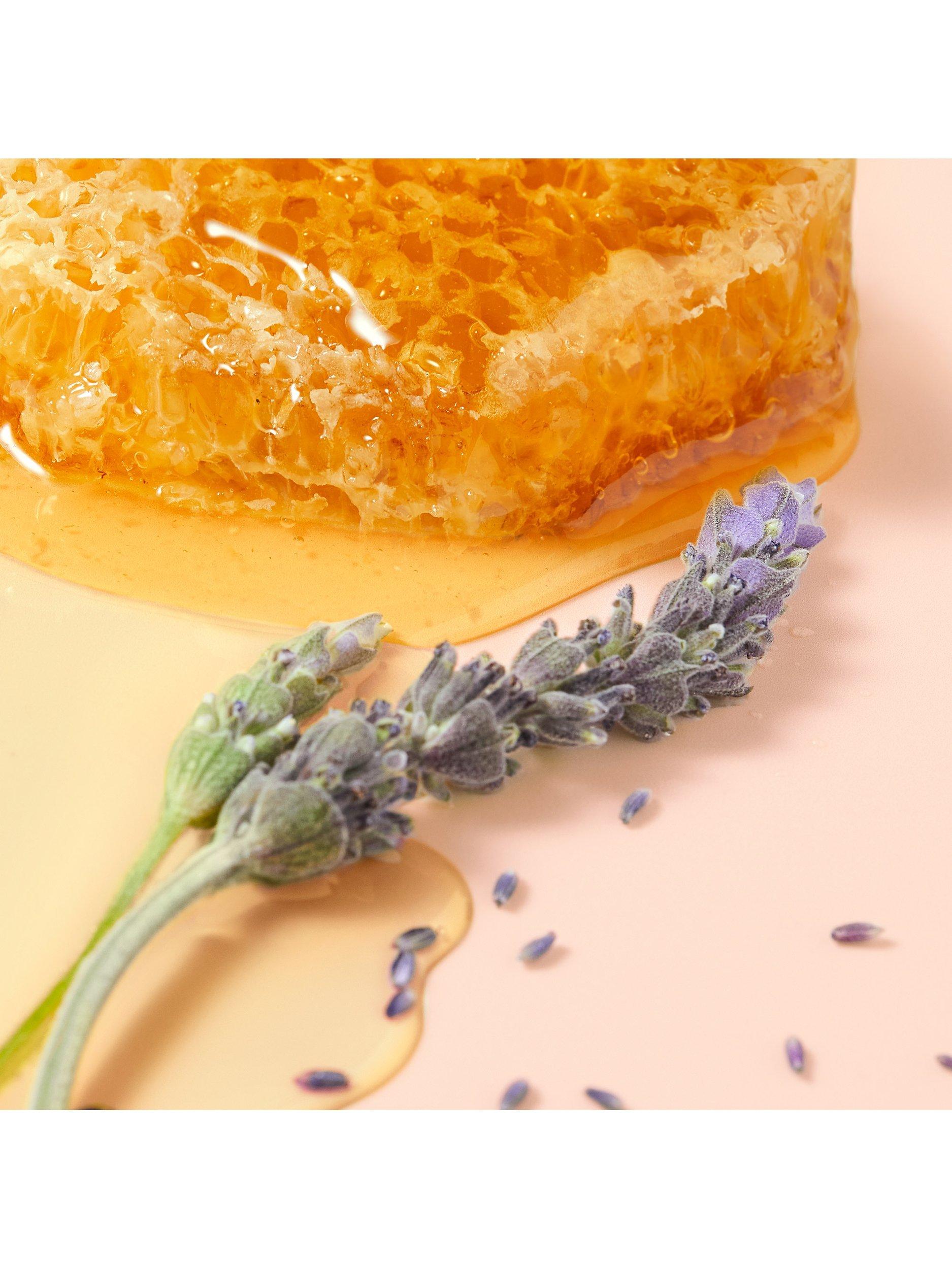 Product image 3 of 7, which shows NUXE Rêve de Miel® Honey Lip Oil, 10ml