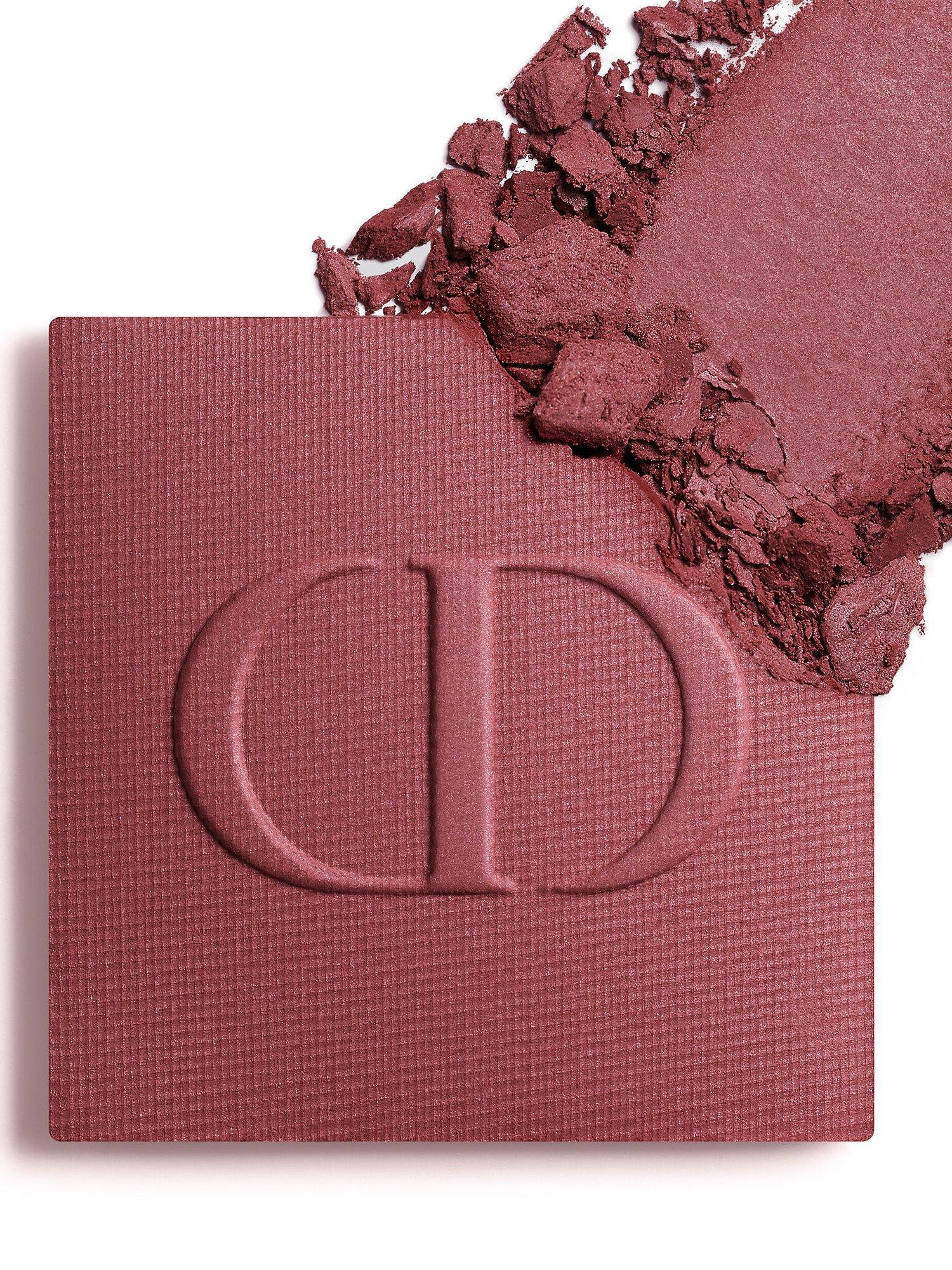 Product image 4 of 6, which shows DIOR Diorshow Mono Couleur Couture Eyeshadow, 884 Rouge Trafalgar Matte