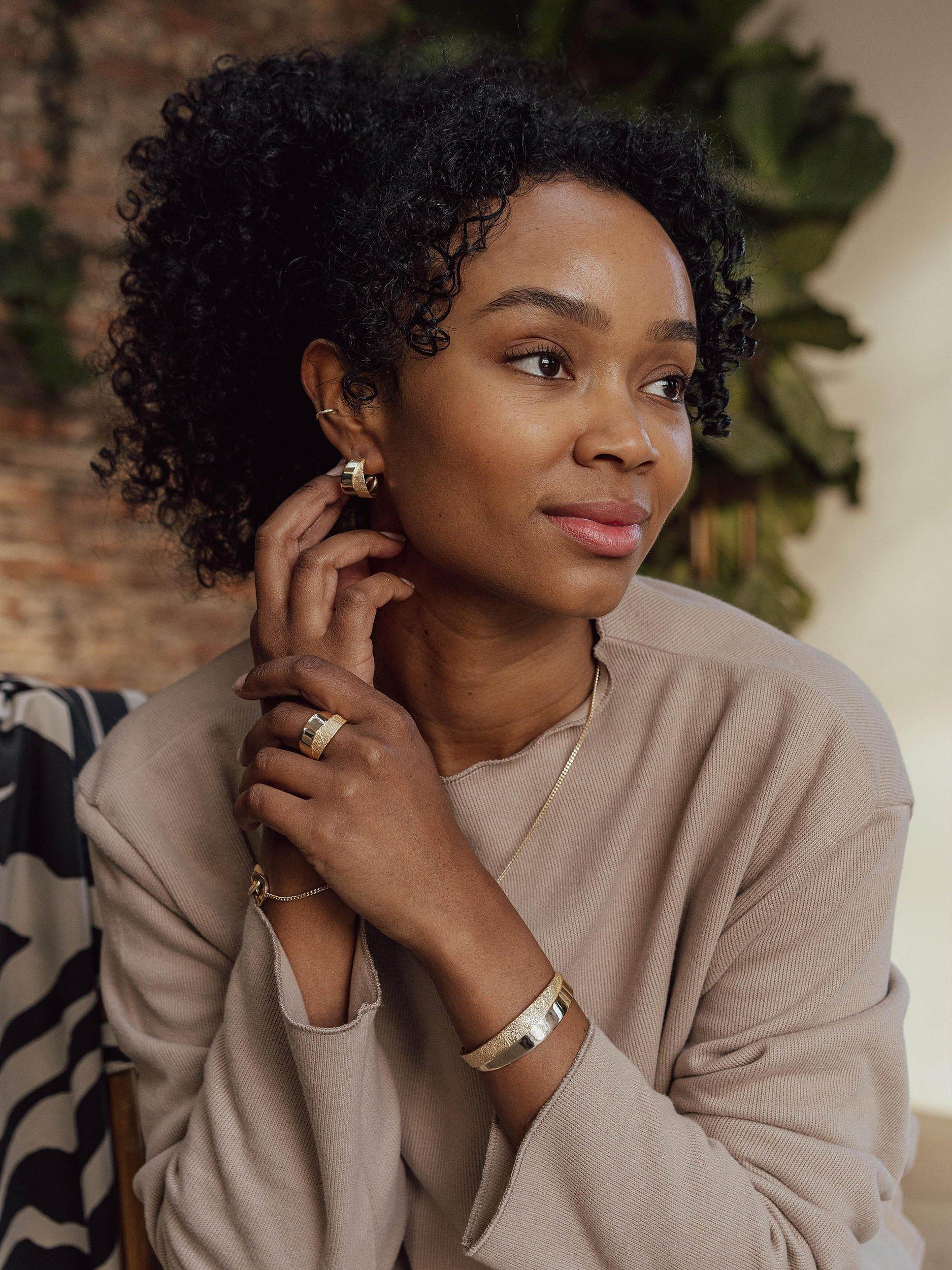 Product image 3 of 4, which shows Tutti & Co Reflect Textured Dual Ring, Gold